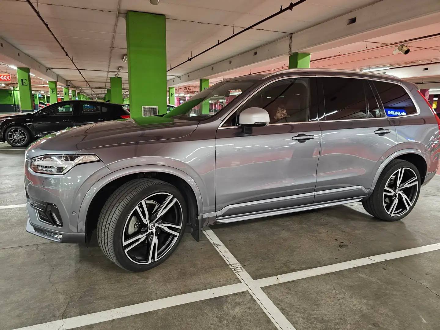 Volvo XC90 XC90 D4 R-Design Polestar Gris - 1