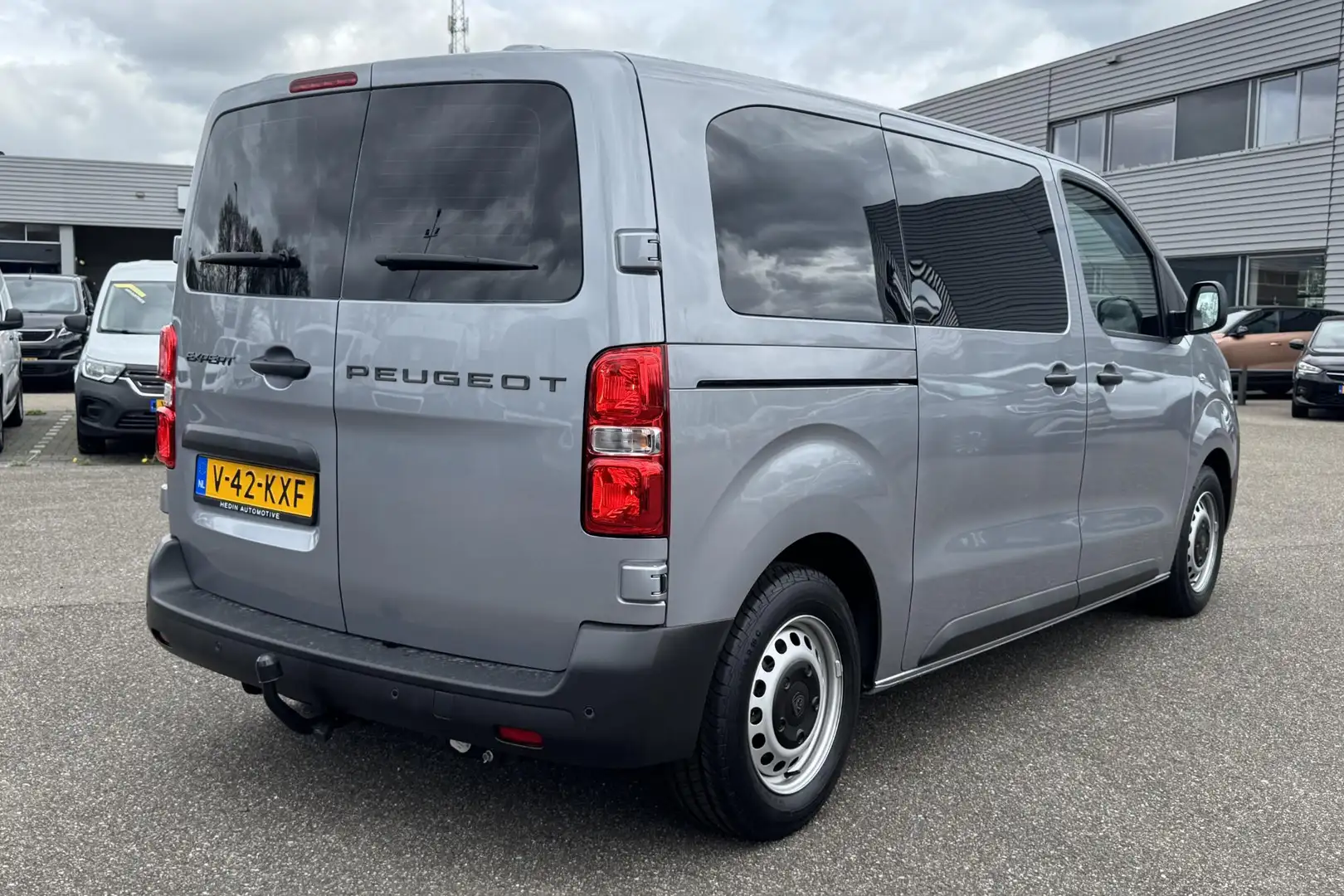 Peugeot Expert 2.0 BlueHDi 145pk L2 | Airco | Cruise control | PD Grijs - 2