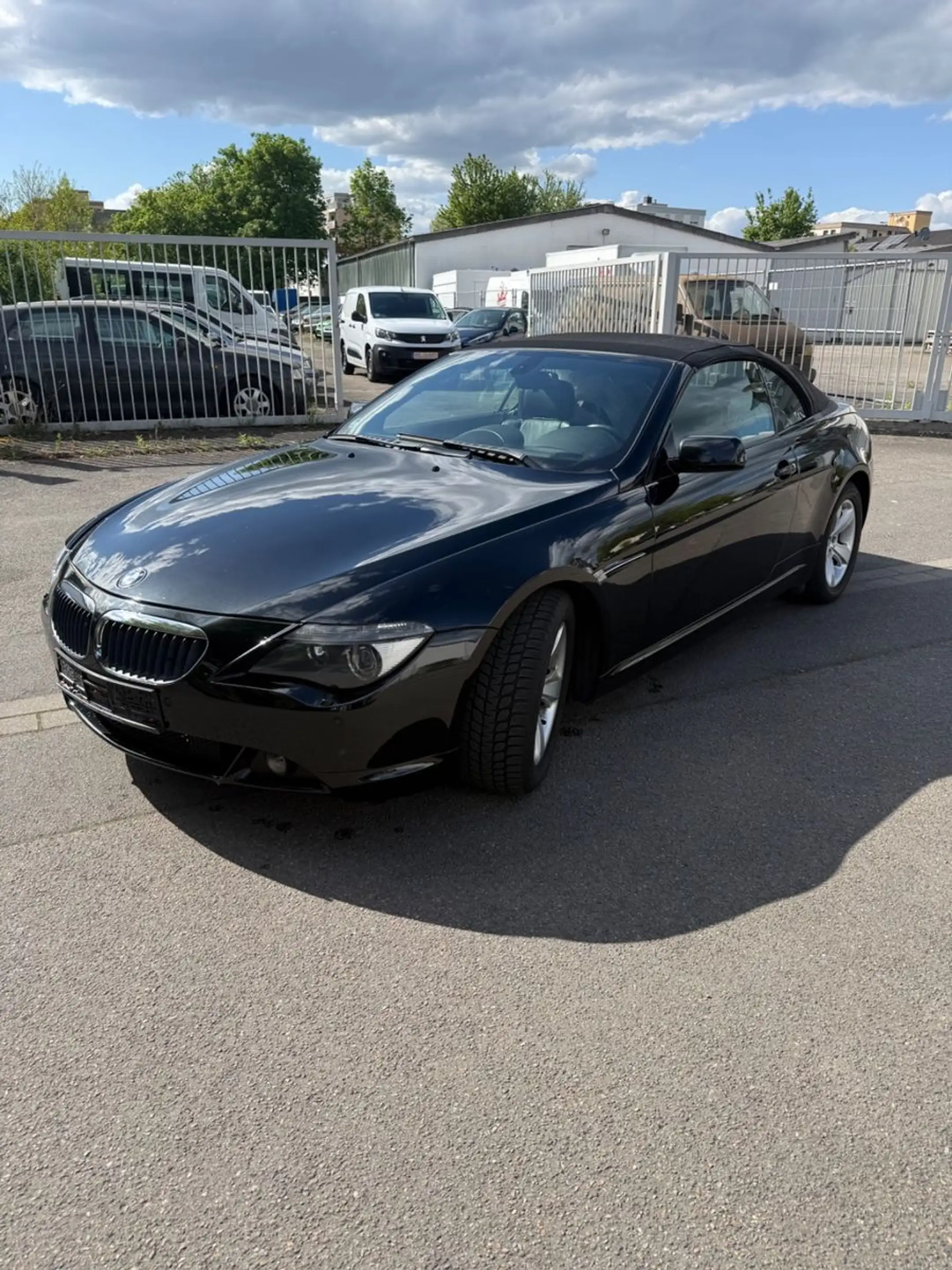 BMW 630 i Cabriolet Automatik Vollleder Navi Prof. — photo 12