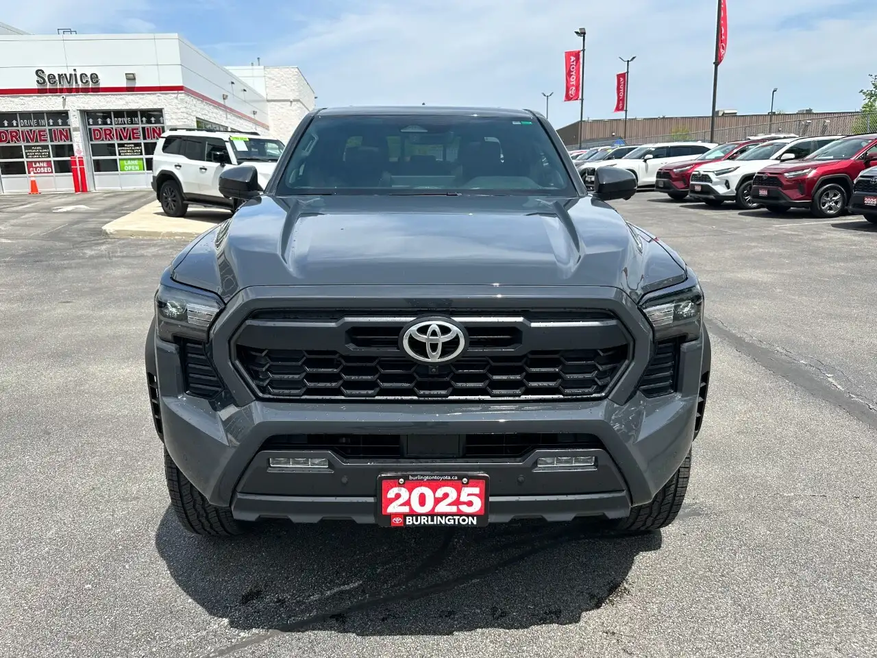 Toyota Tacoma снимка Toyota Tacoma