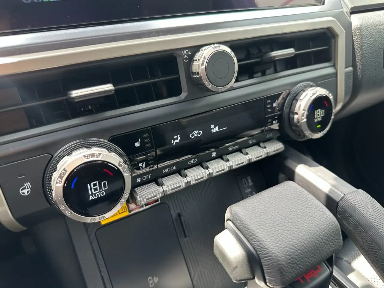 Toyota Tacoma снимка Toyota Tacoma