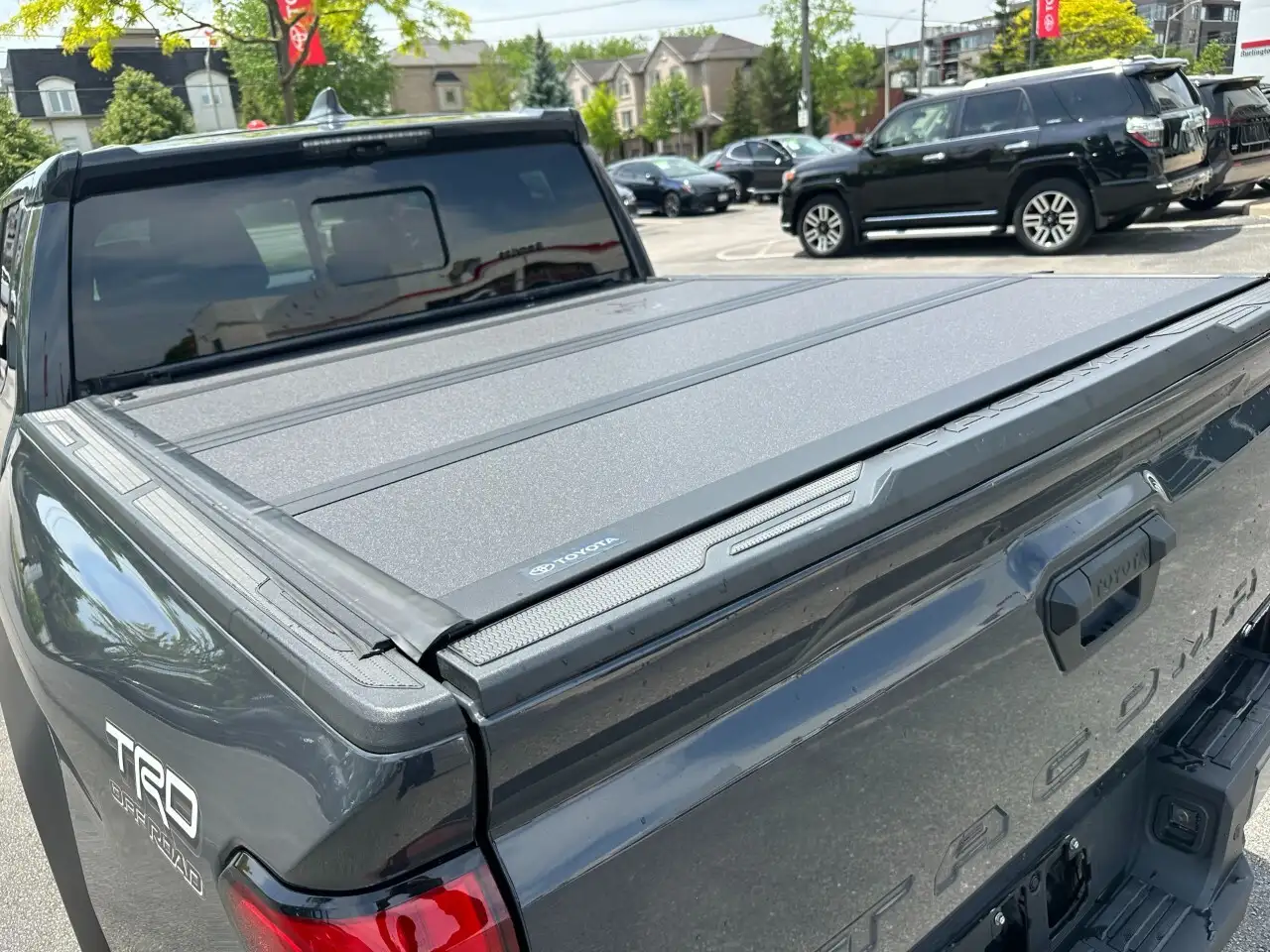 Toyota Tacoma снимка Toyota Tacoma