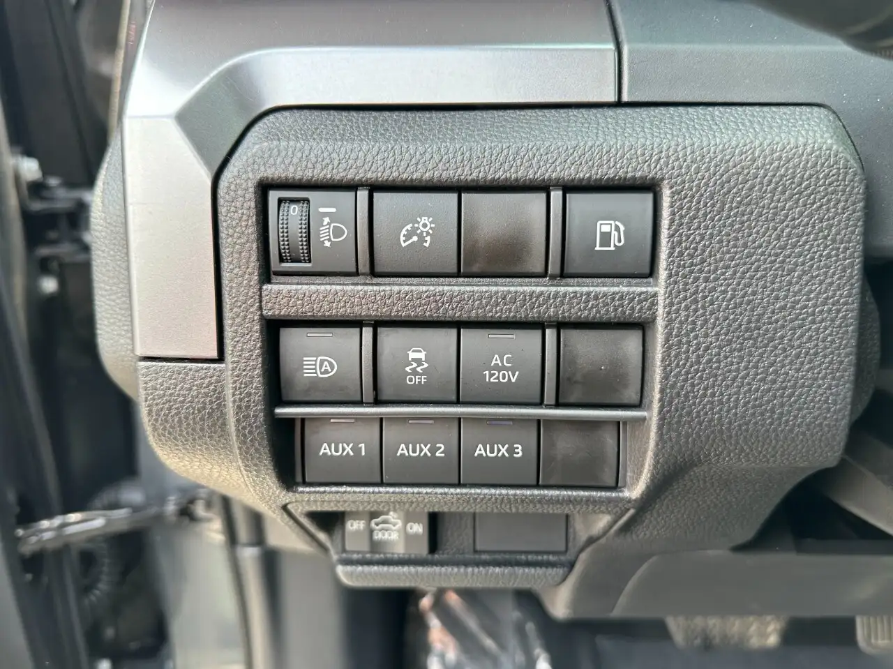 Toyota Tacoma снимка Toyota Tacoma