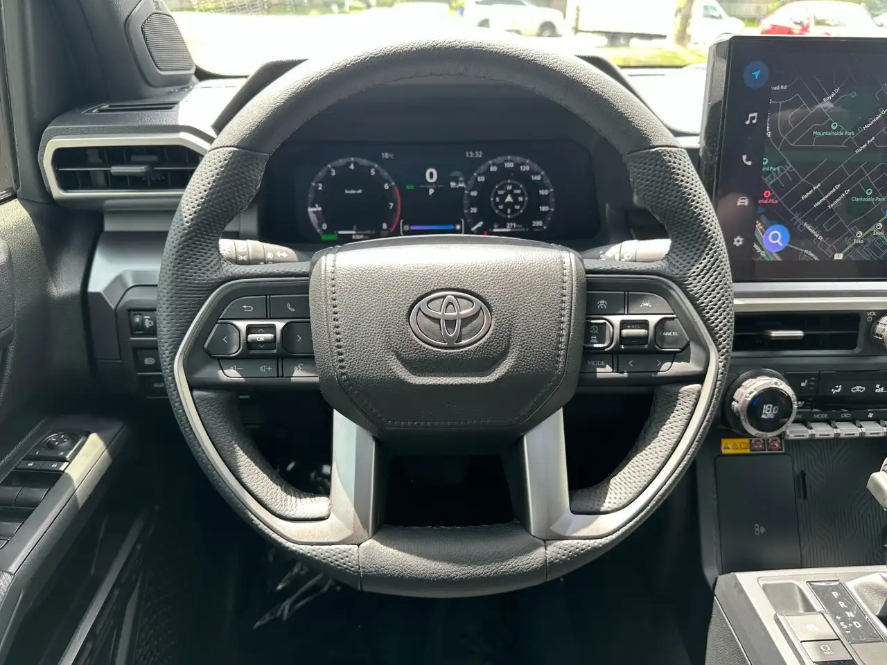 Toyota Tacoma снимка Toyota Tacoma