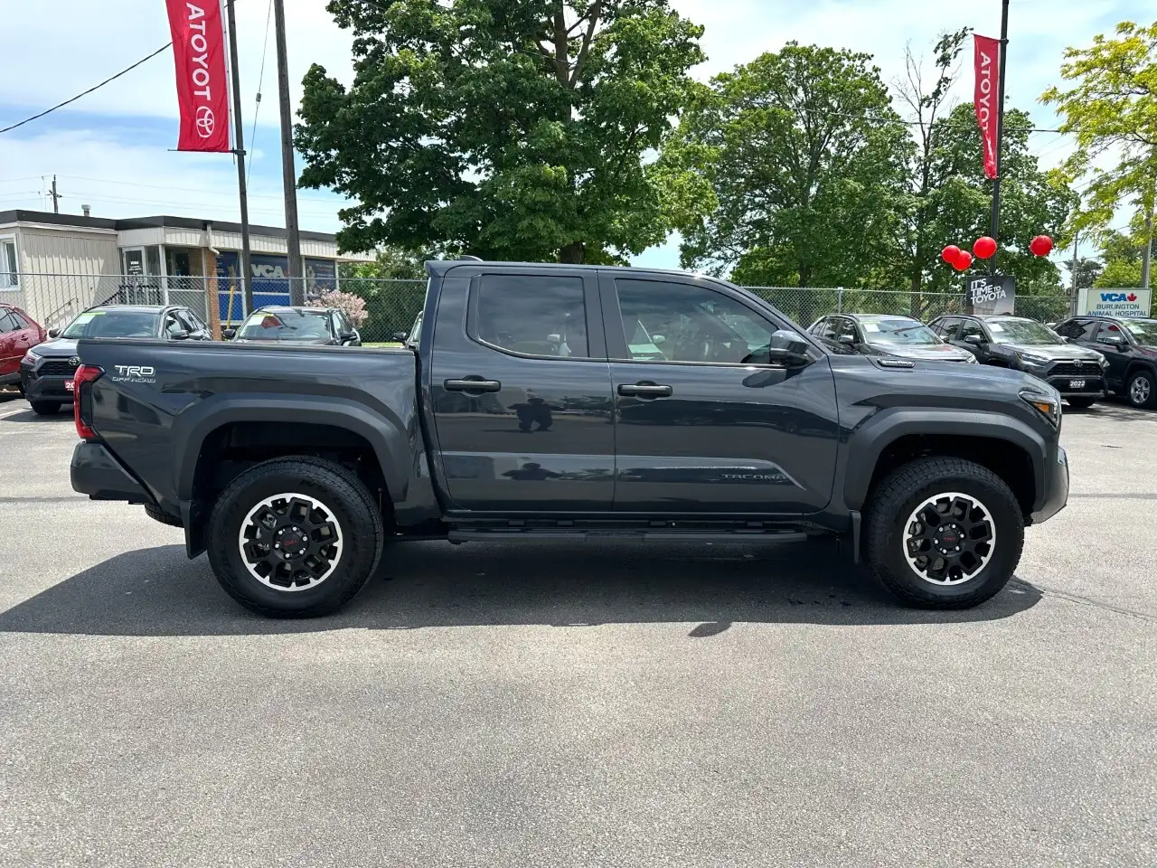 Toyota Tacoma снимка Toyota Tacoma