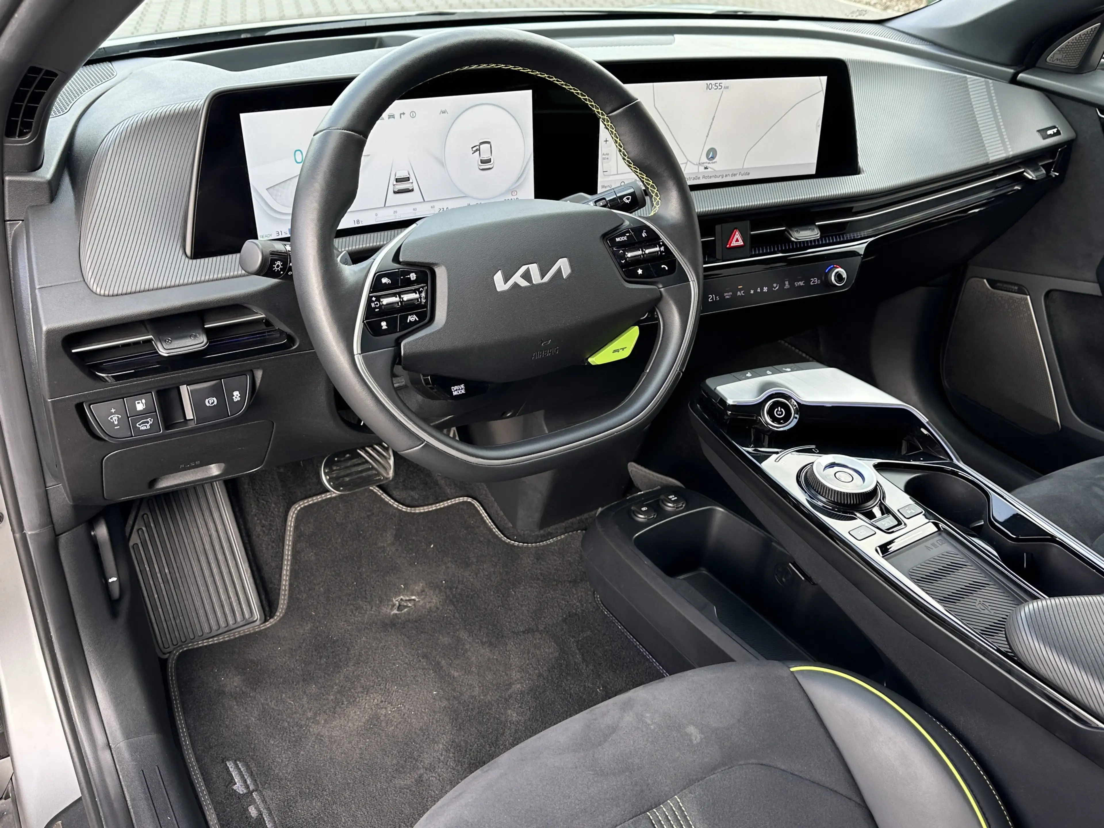 Kia EV6 GT 4WD BI-LED PANO MERIDIAN AHK 360° 77,4KWh — photo 14
