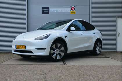 Tesla Model Y Long Range AWD 75 kWh AutoPilot