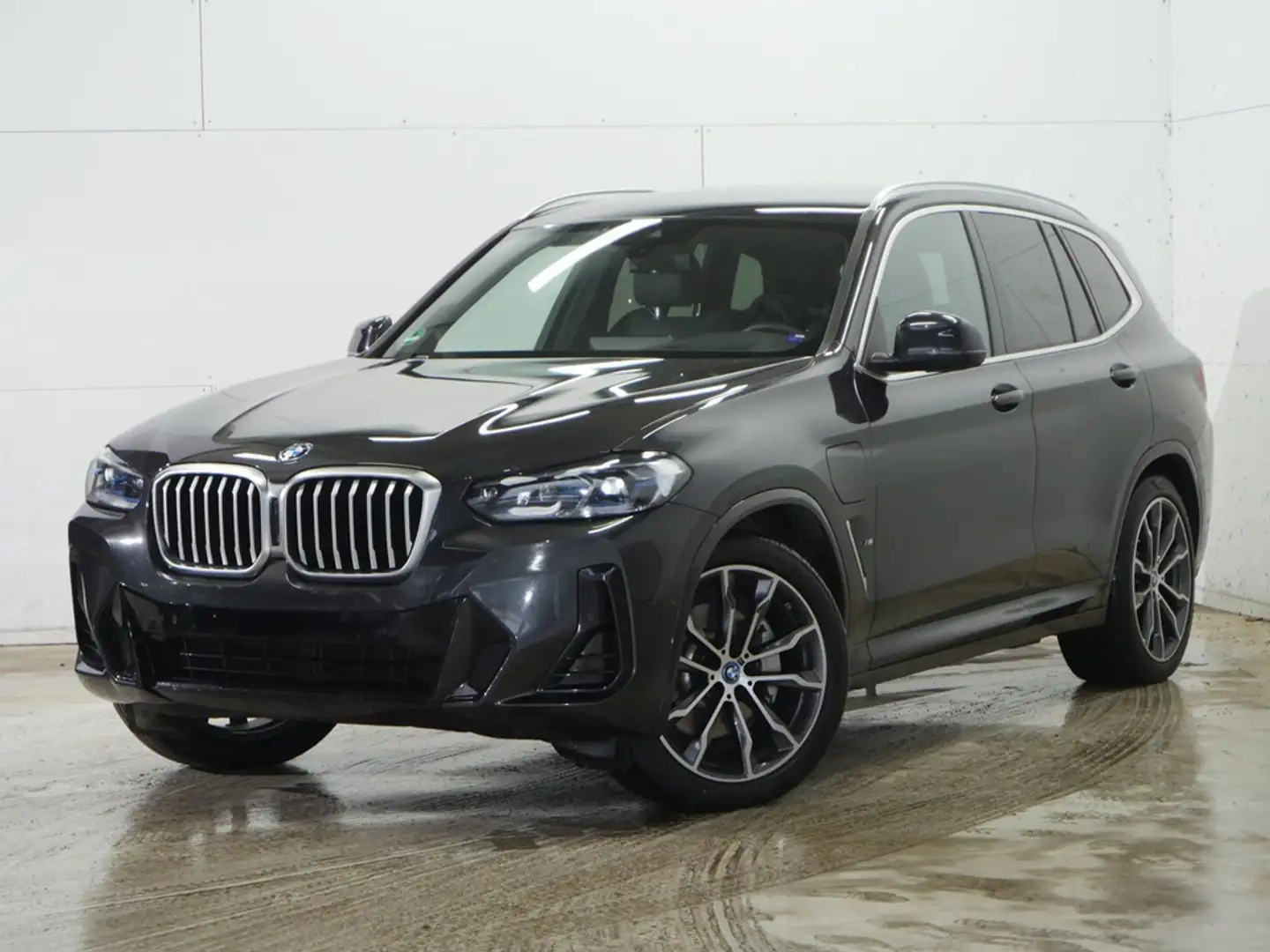 BMW X3 xDrive30e AT Navi LED Scheinwerfer Bluetooth PDC H Grau - 2