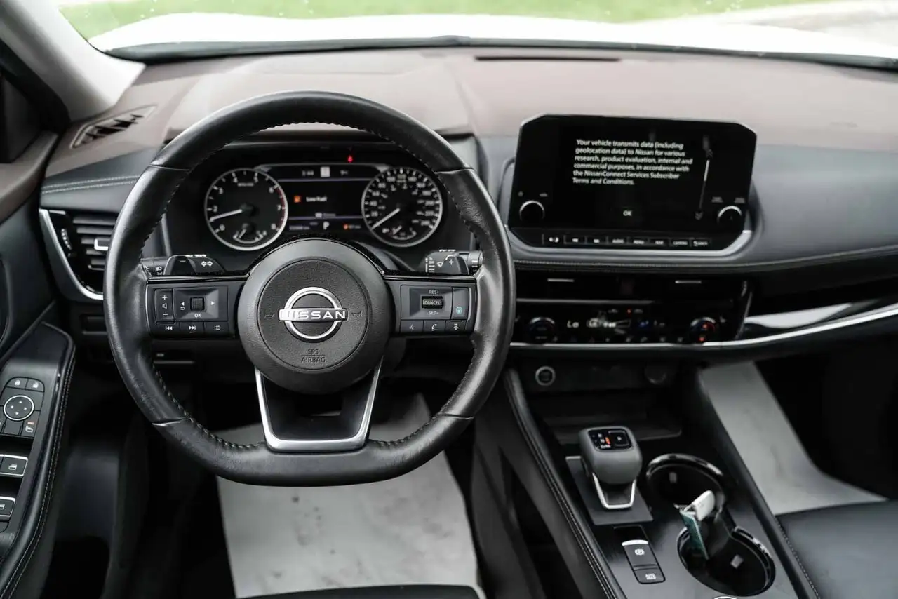 Nissan Rogue снимка Nissan Rogue