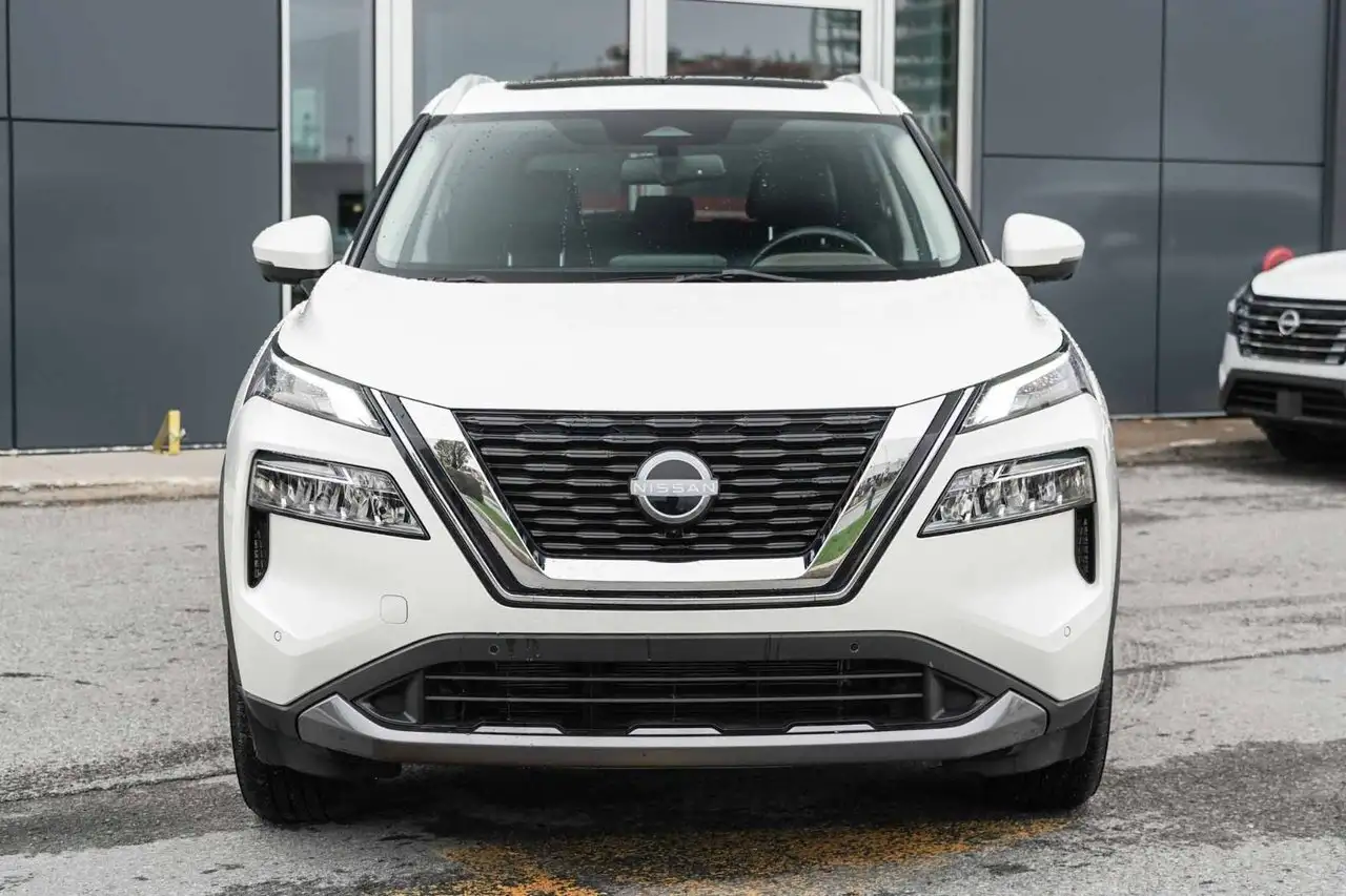 Nissan Rogue снимка Nissan Rogue