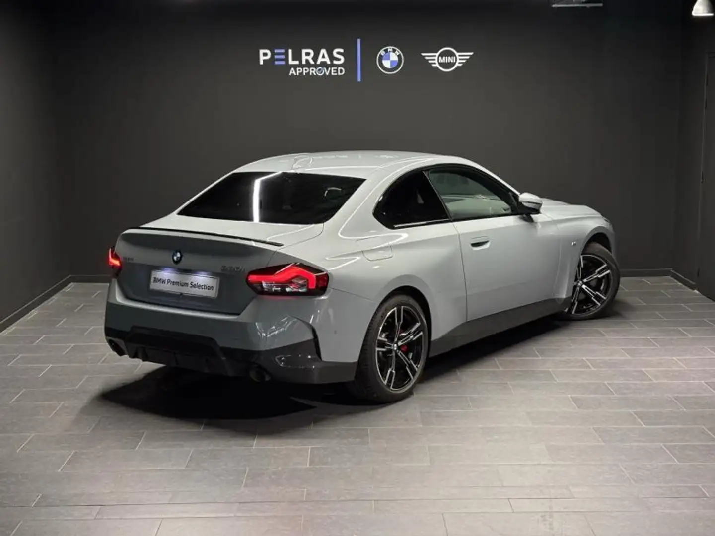 BMW 220 220iA 184ch M Sport Gris - 2