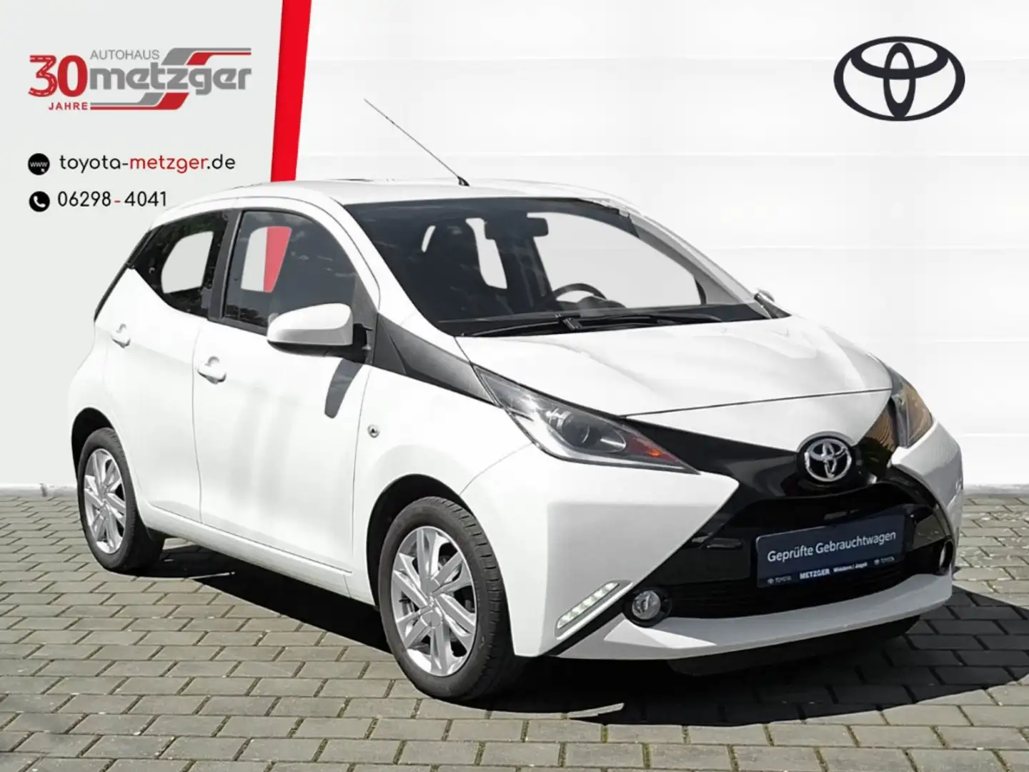 Toyota Aygo 1.0 X-Play Touch + Rückfahrkamera +Klimaanlage +Sp Weiß - 1