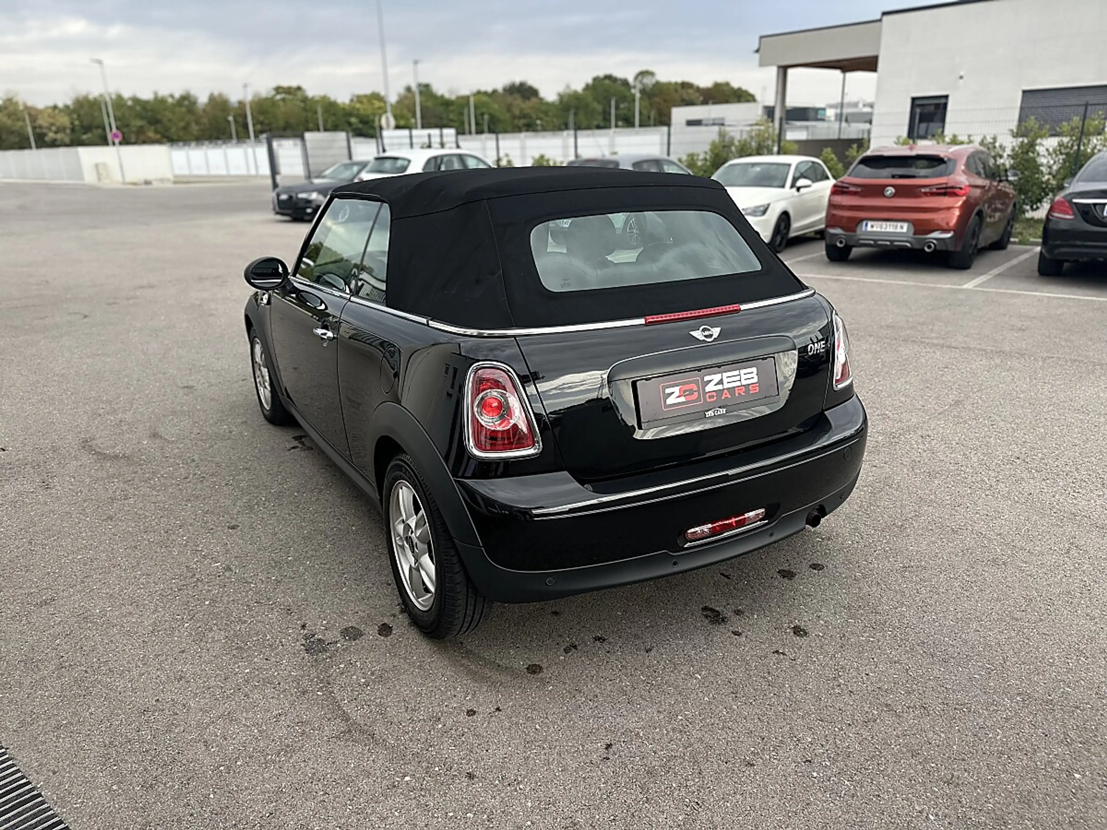 MINI One Cabrio MINI ONE Cabrio 1,6 Aut. — photo 6