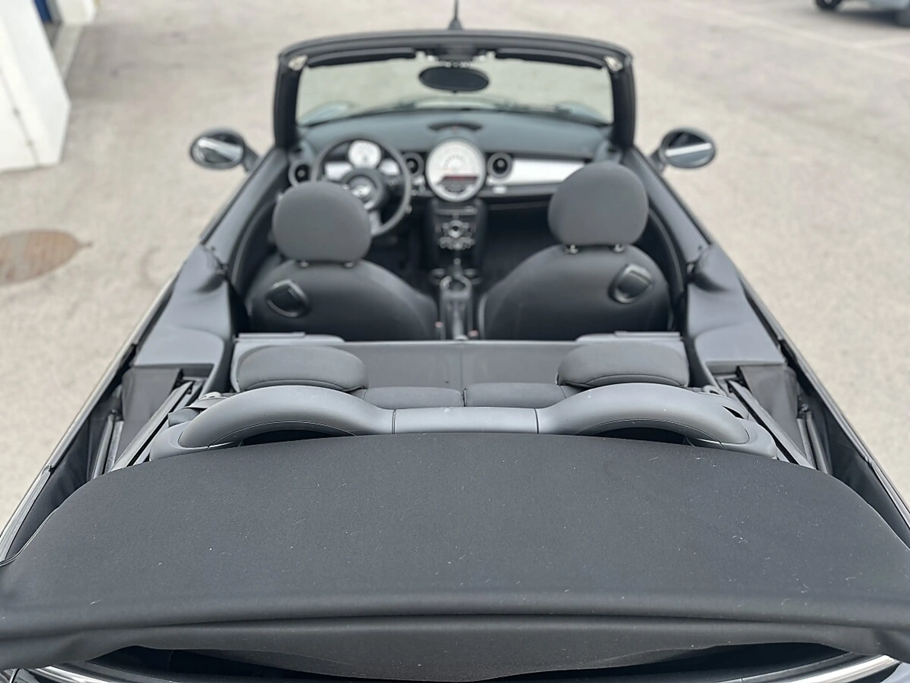 MINI One Cabrio MINI ONE Cabrio 1,6 Aut. — photo 12