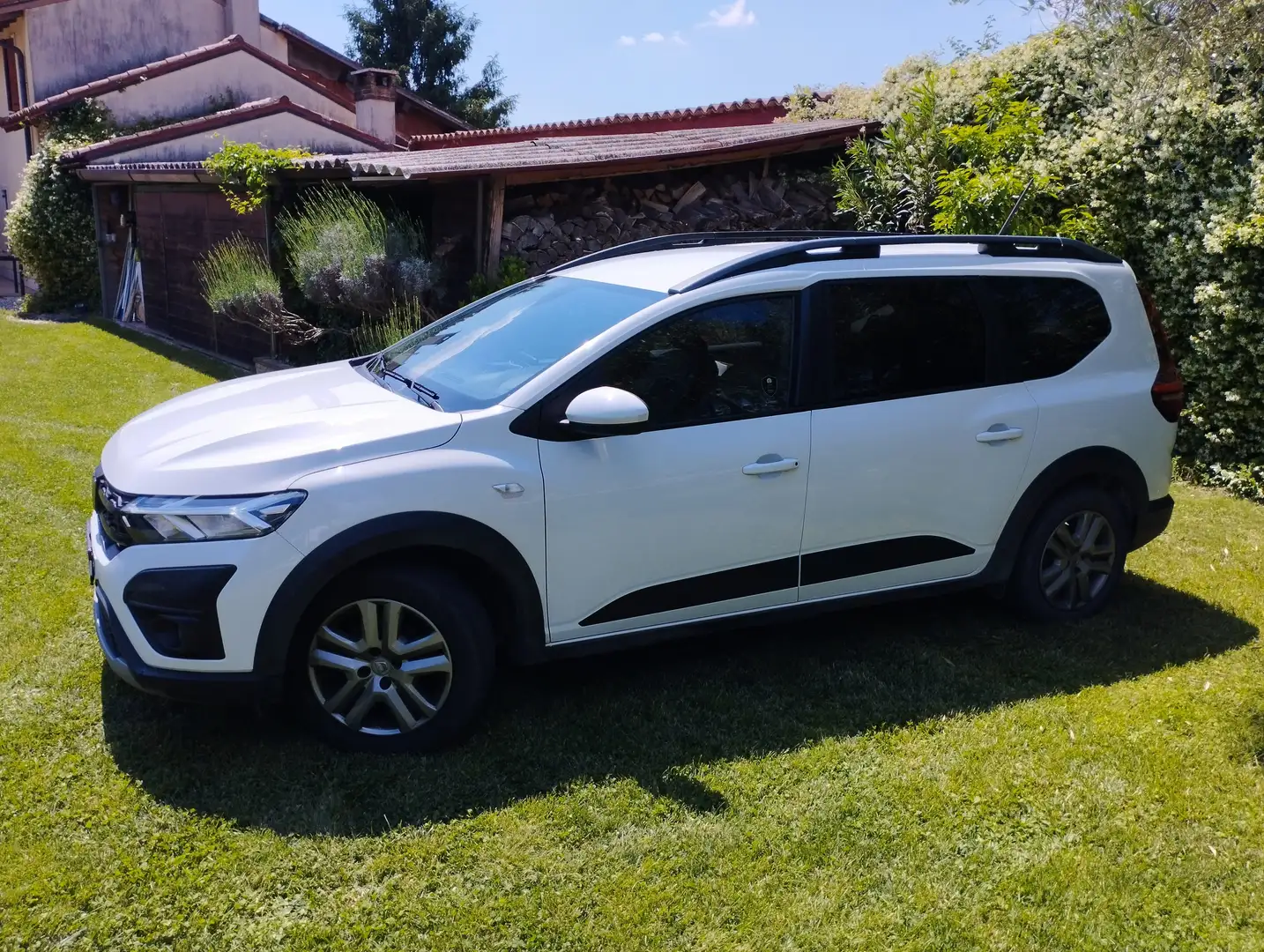 Dacia Jogger Jogger 1.0 tce Comfort Gpl 100cv Bianco - 2