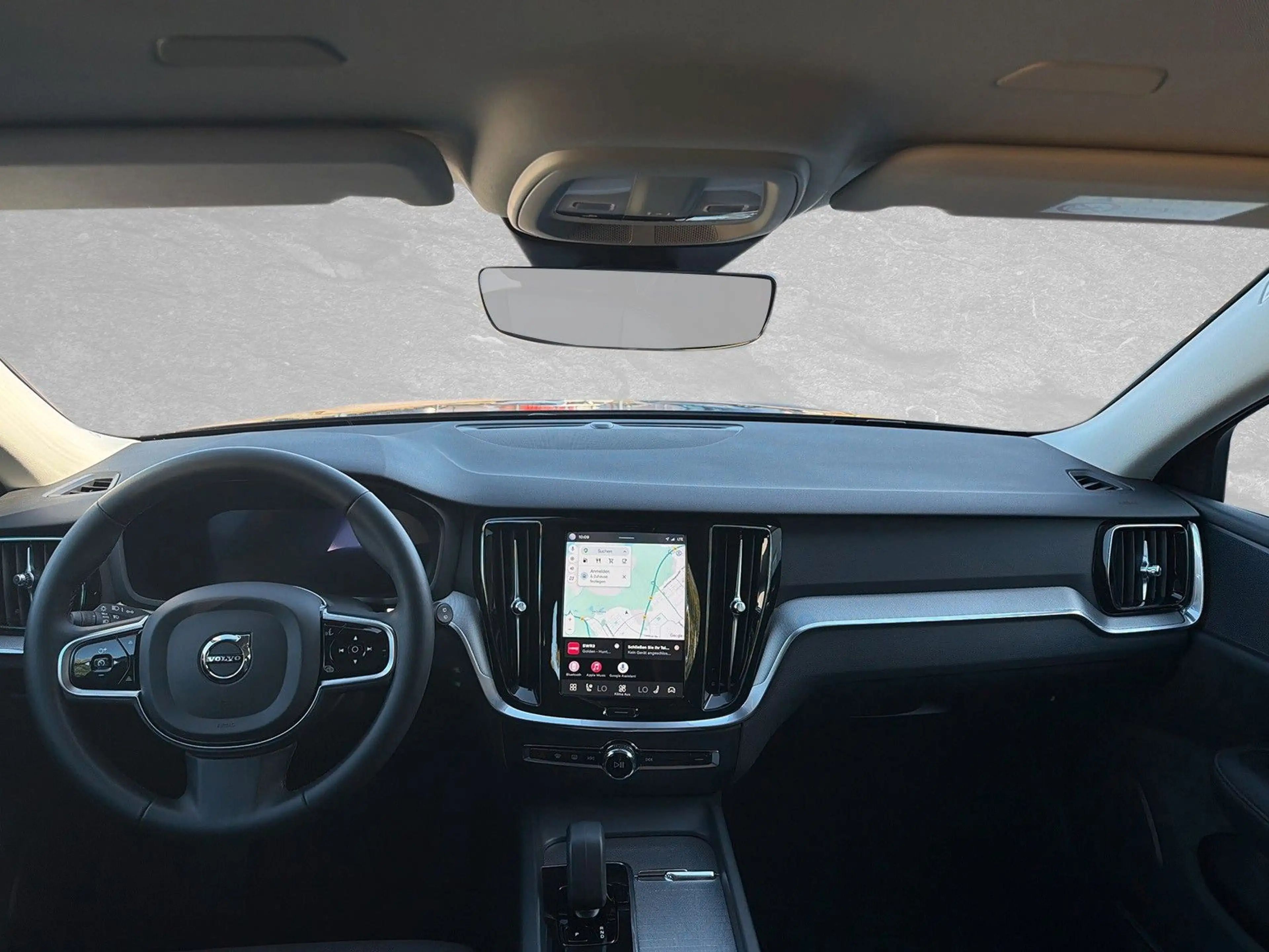 Volvo V60 B4 Mild Hybrid Plus Dark AHK LED — photo 6