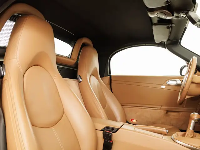 Porsche Boxster view 14