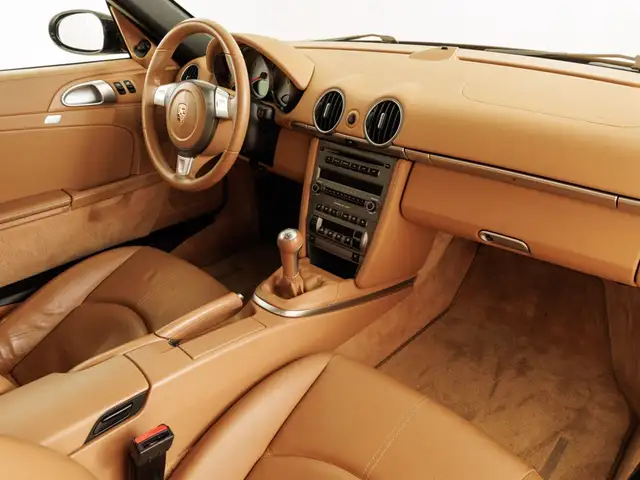 Porsche Boxster view 11