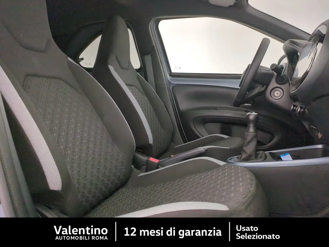 Toyota Aygo X 1.0 Lounge 72cv, миниатюра 13