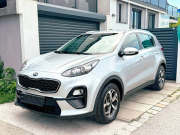 1,6 CRDI Silber Automatik 136PS mit Parkhilfe Navi
