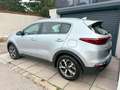 Kia Sportage 1,6 CRDI Silber Automatik 136PS mit Parkhilfe Navi Weiß - thumbnail 3