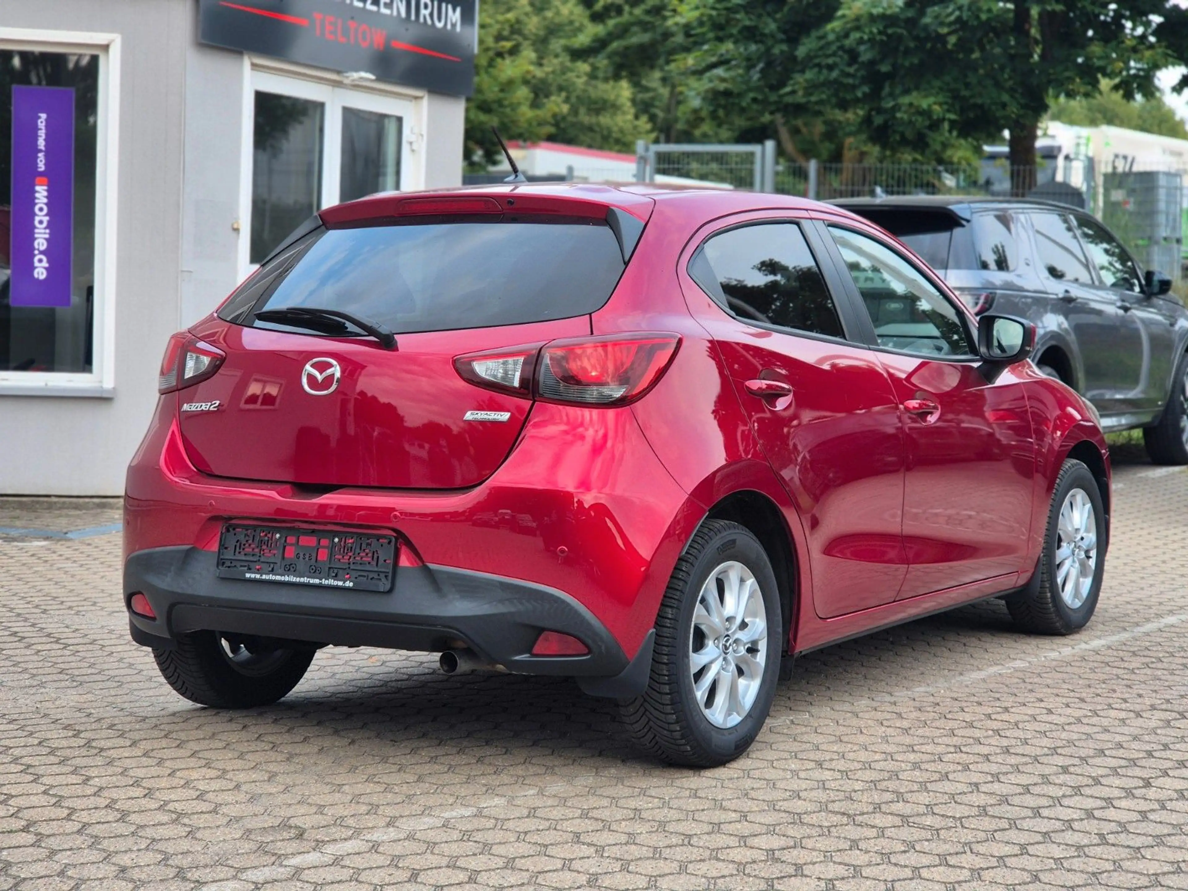 Mazda 2 Exclusive-Line 1.Hand Unfallfrei erst 4.200km! — photo 8