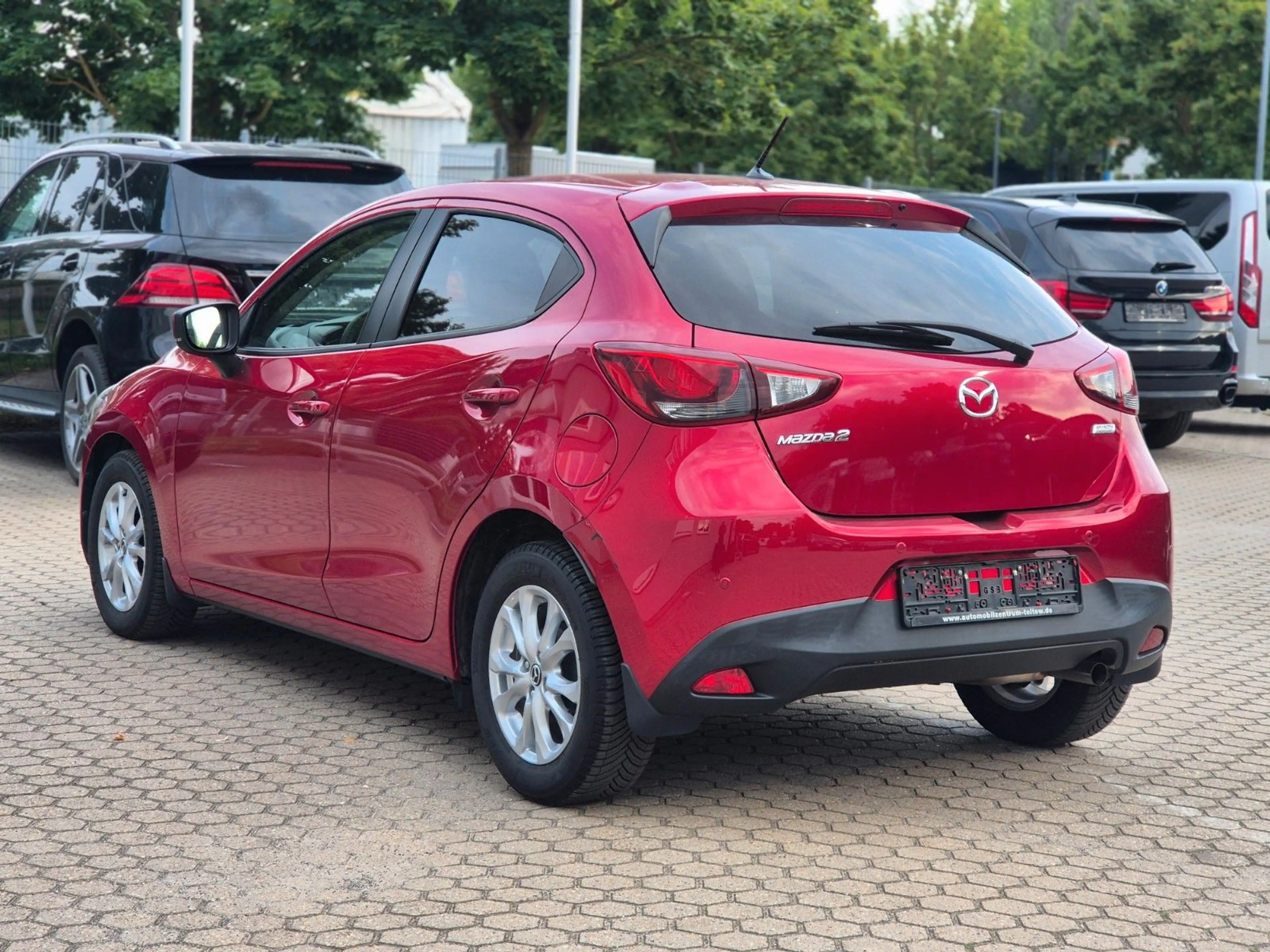 Mazda 2 Exclusive-Line 1.Hand Unfallfrei erst 4.200km! — photo 6