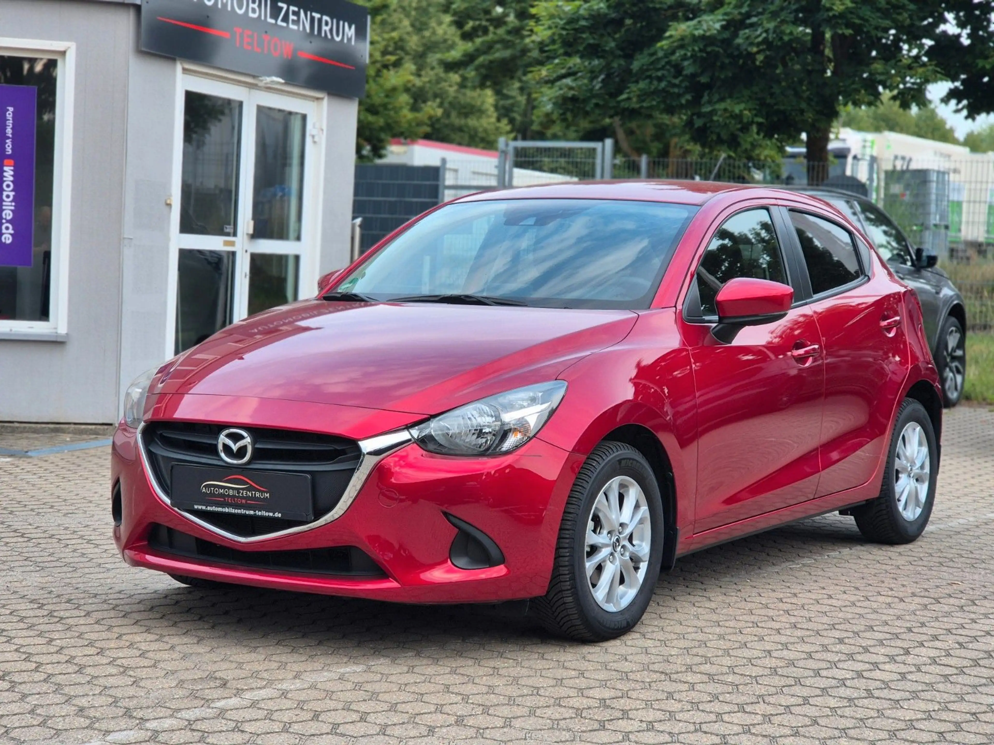 Mazda 2 Exclusive-Line 1.Hand Unfallfrei erst 4.200km!