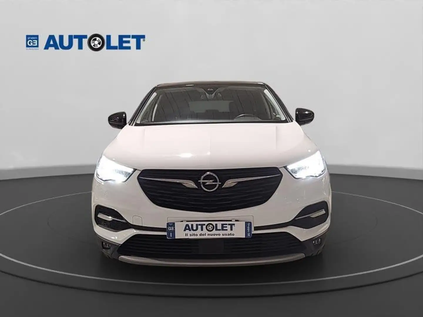 Opel Grandland X Benzina X 1.2 Design Line s&s 130cv Weiß - 2