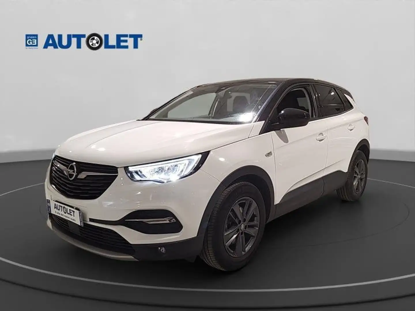 Opel Grandland X Benzina X 1.2 Design Line s&s 130cv Weiß - 1