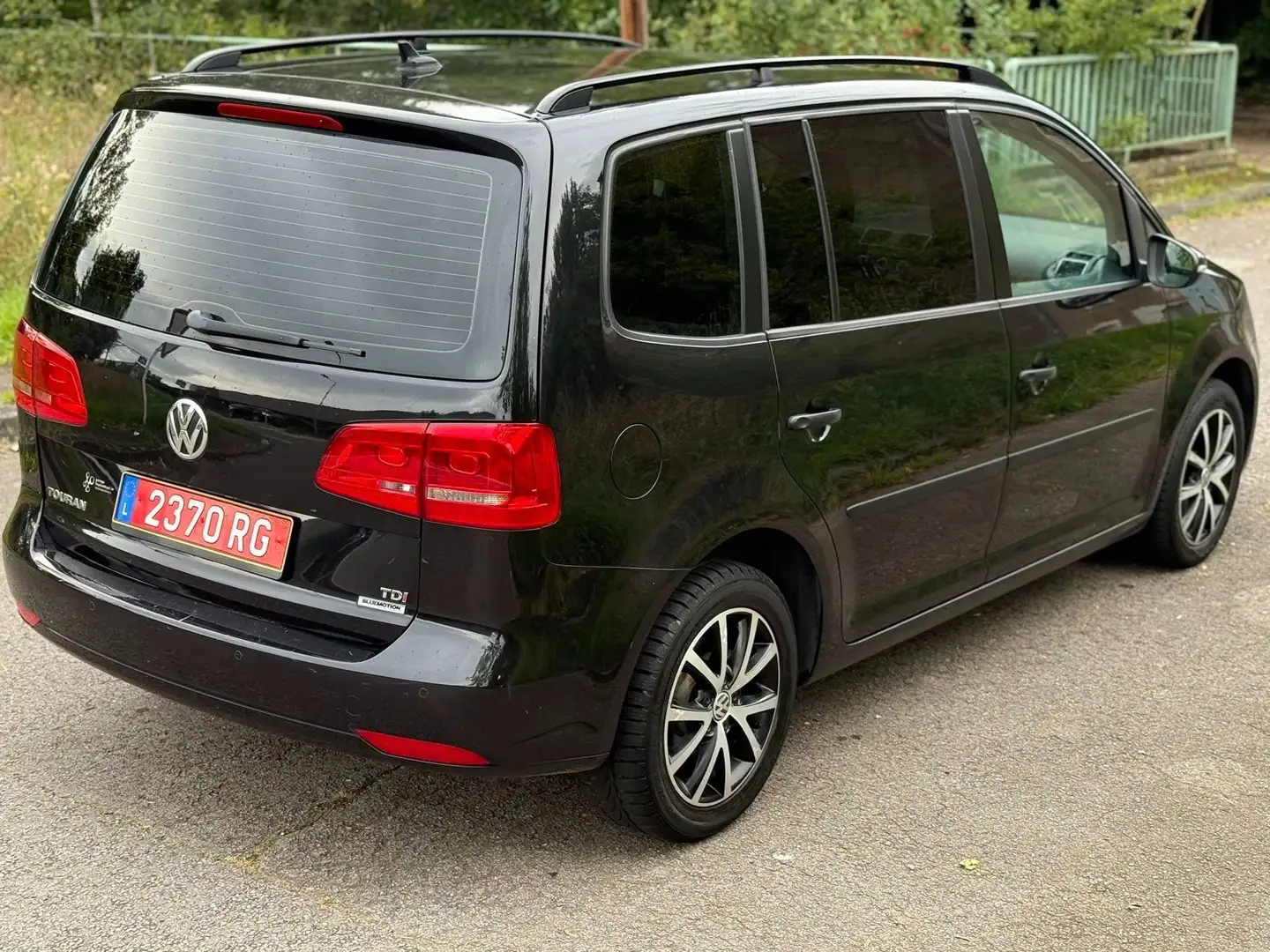 Volkswagen Touran Touran 1.6 TDI 105 FAP Cup DSG7 Noir - 2