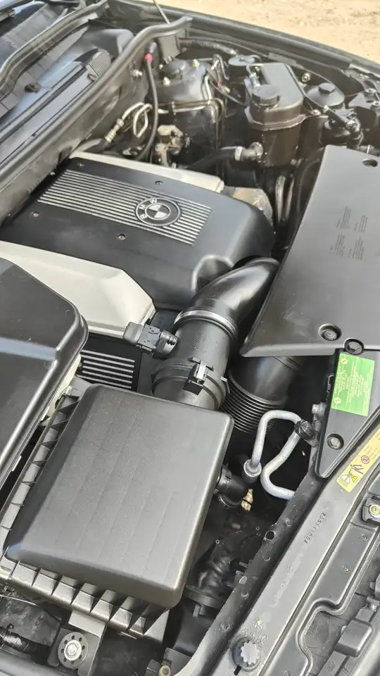 BMW 4.4i Executive, foto 8