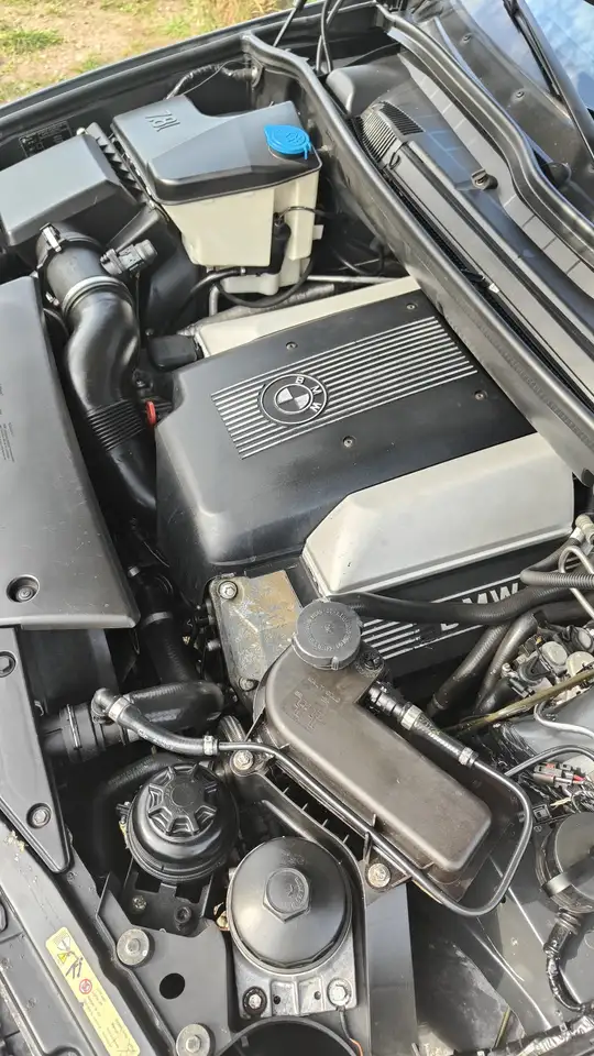 BMW 4.4i Executive, foto 7