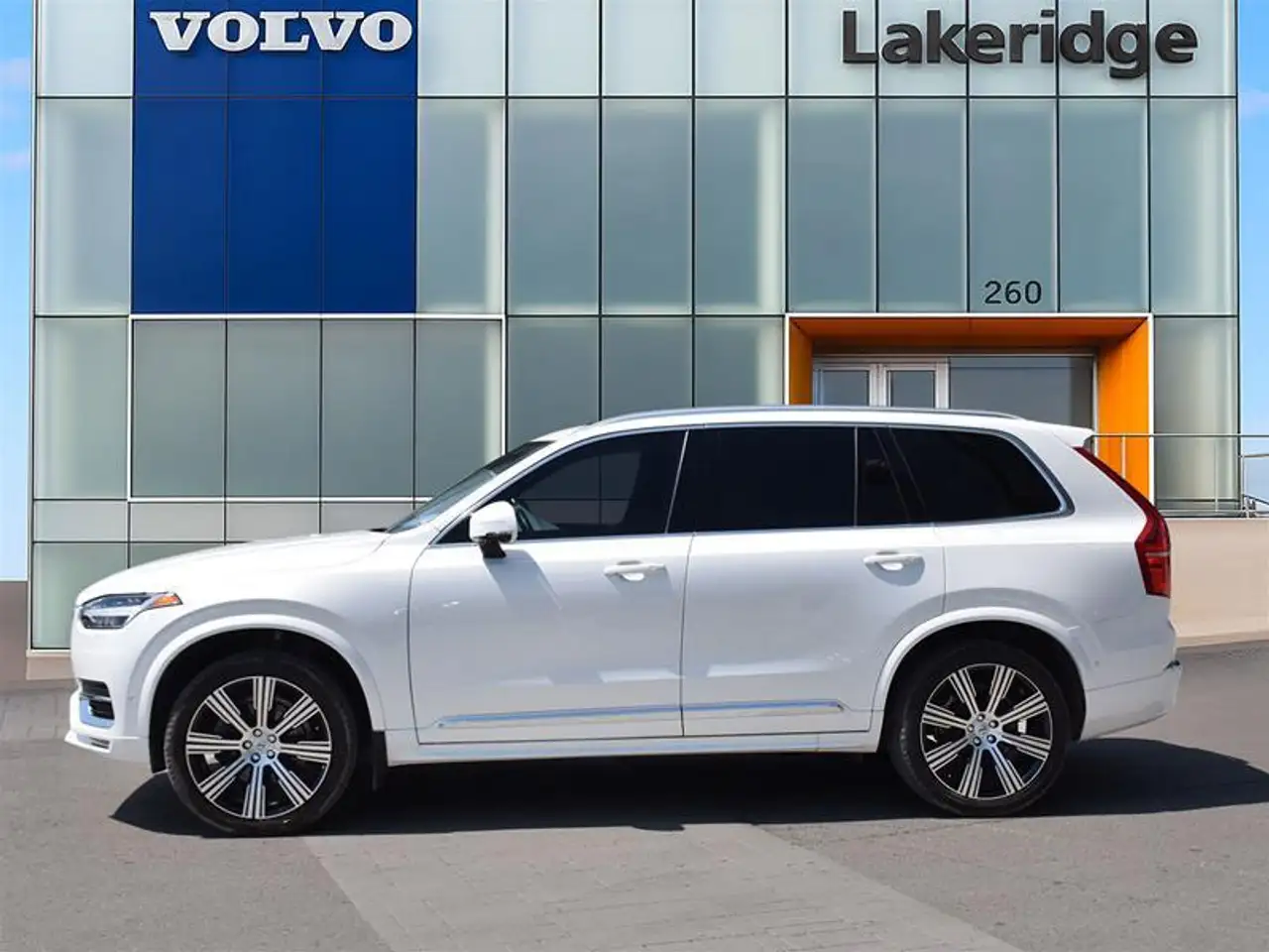 Volvo XC90 снимка Volvo XC90
