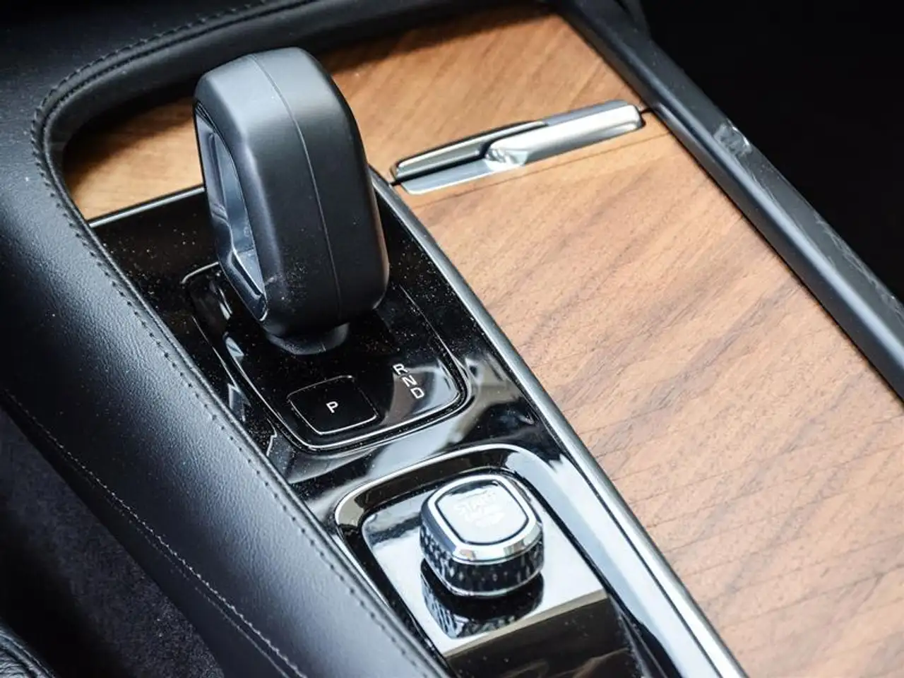 Volvo XC90 снимка Volvo XC90