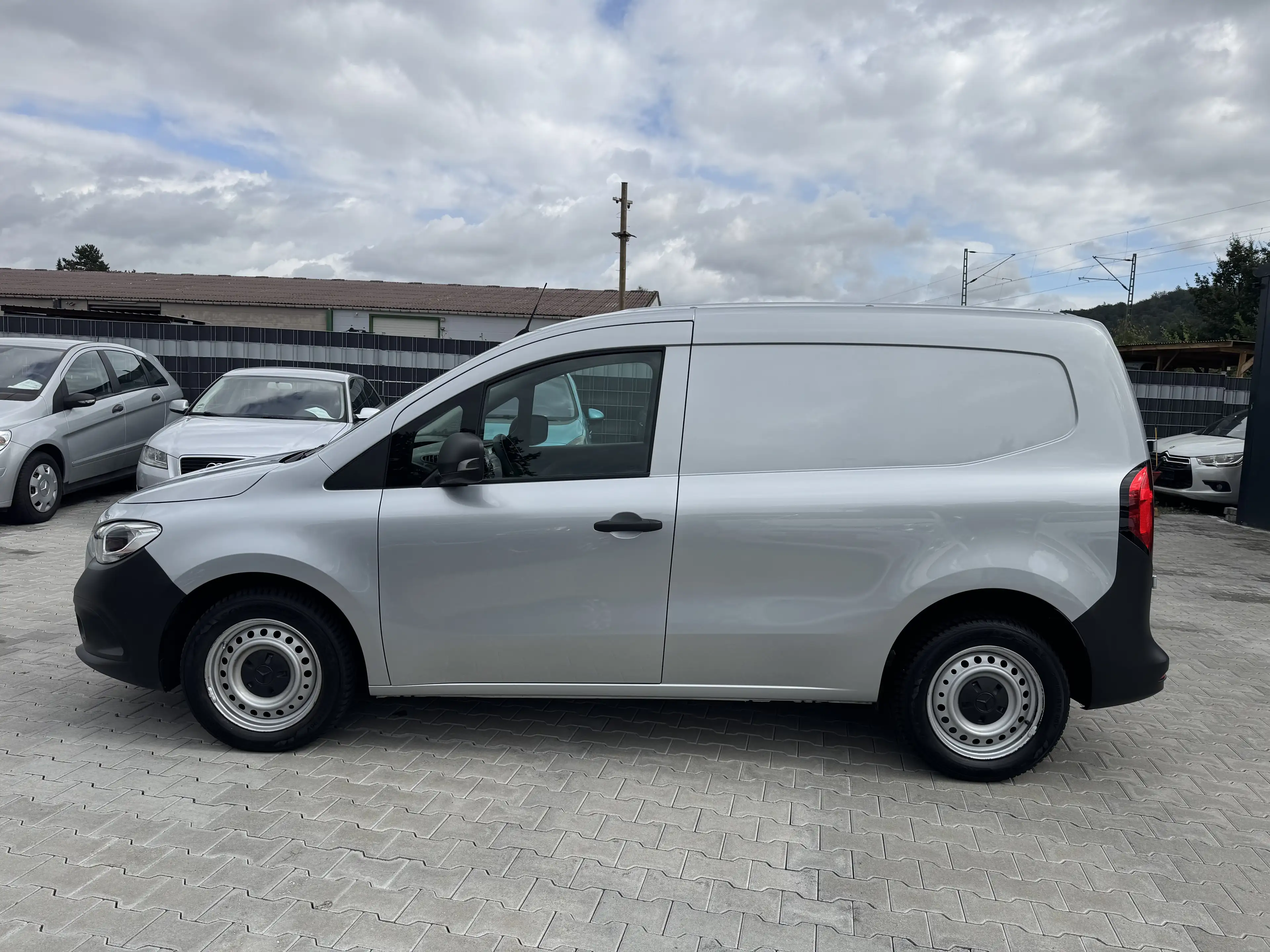 Mercedes-Benz Citan 110 CDI standard Worker Plus / Klima /LED/AHK — photo 10
