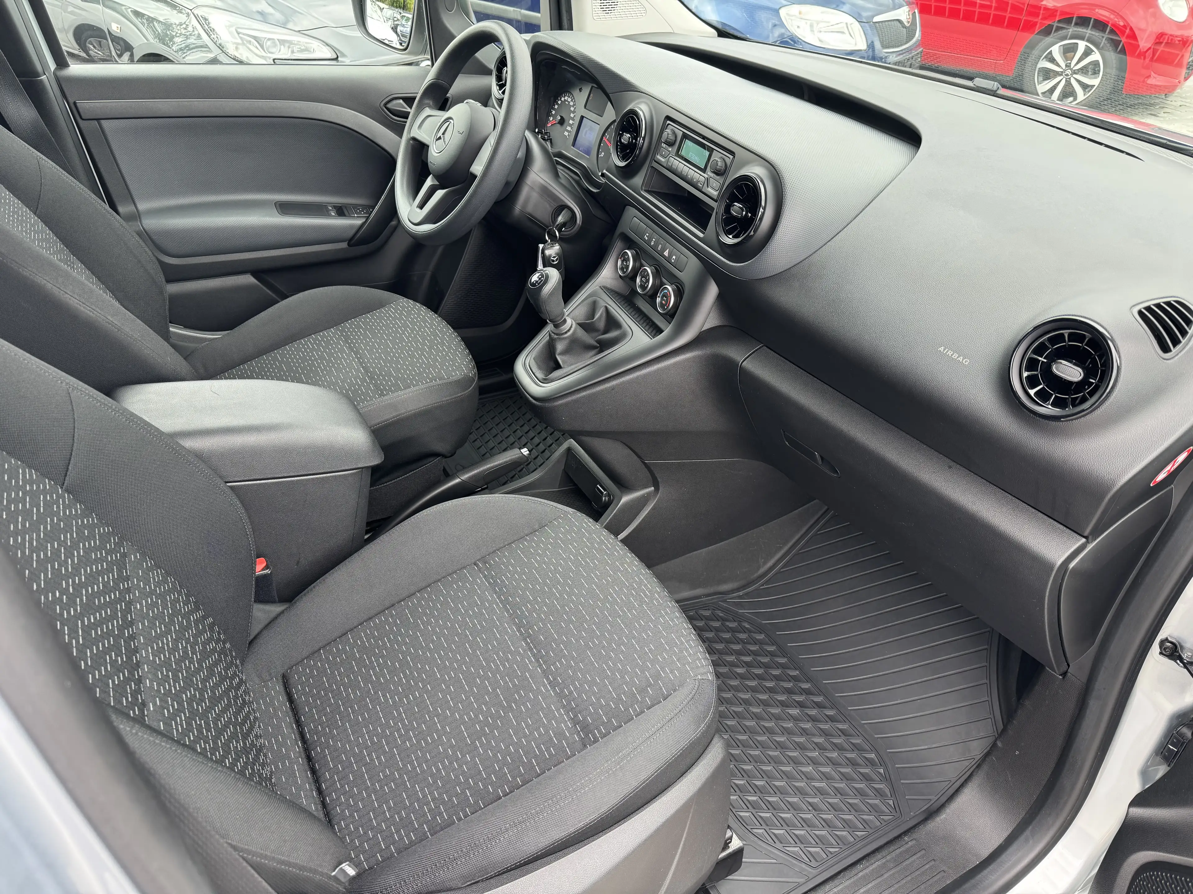 Mercedes-Benz Citan 110 CDI standard Worker Plus / Klima /LED/AHK — photo 2