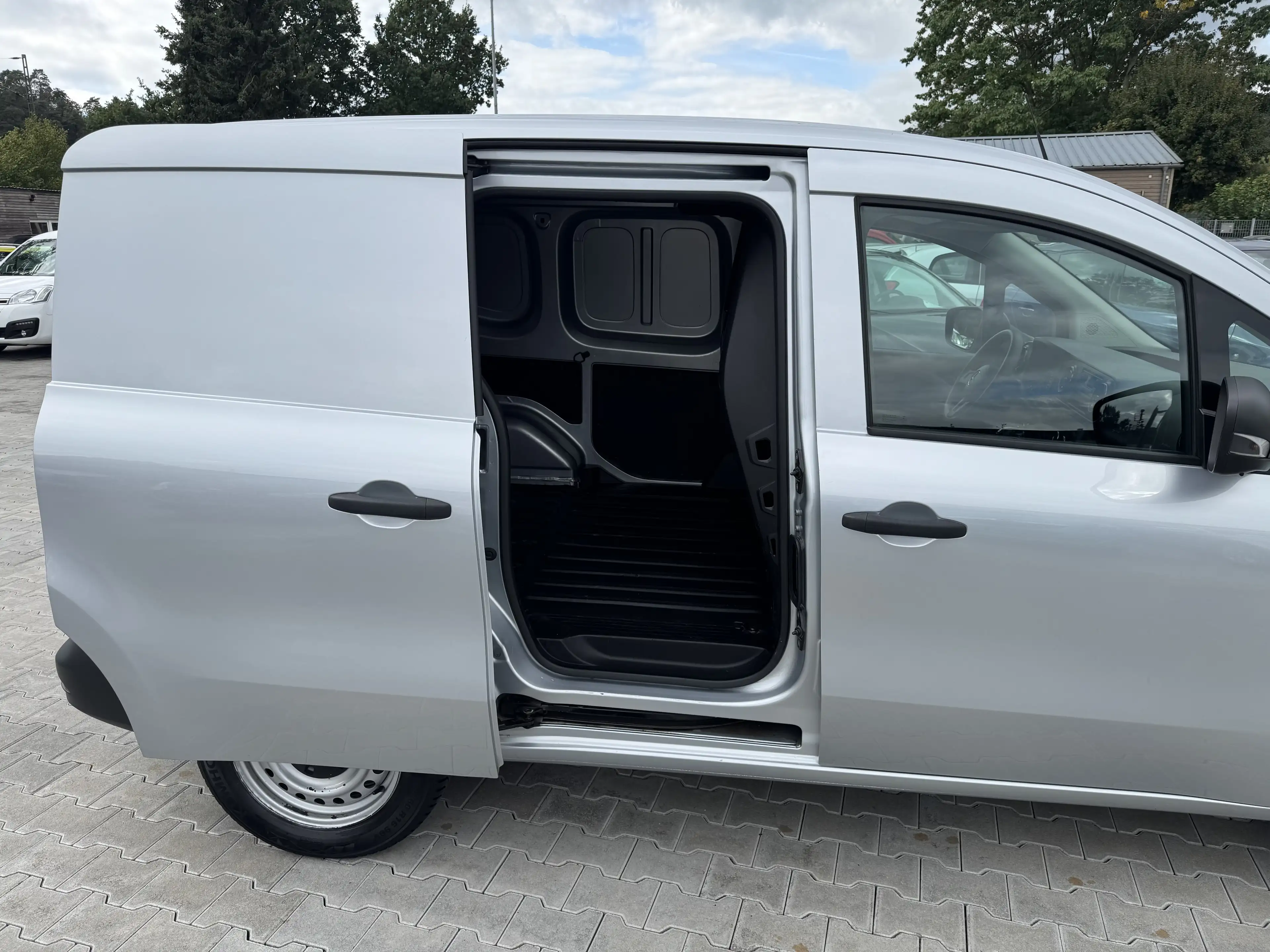 Mercedes-Benz Citan 110 CDI standard Worker Plus / Klima /LED/AHK — photo 12