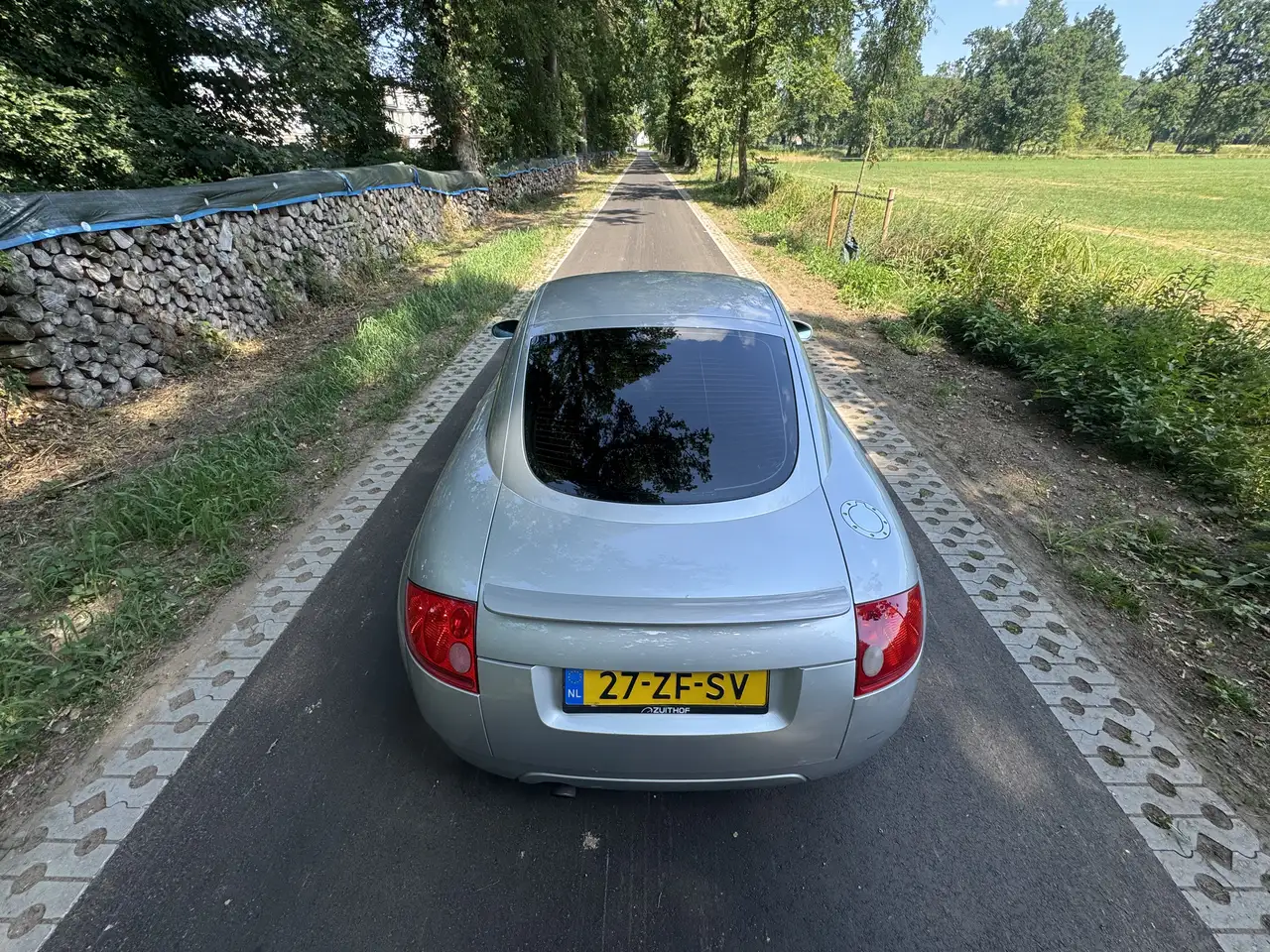 Audi TT Coupe 1.8 T, foto 1