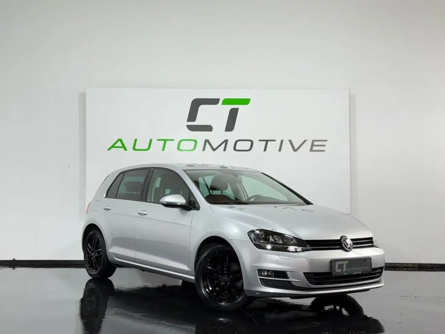 Volkswagen Golf 1,6 TDI BMT Trendline *AB 0% ZINSEN Grau - 1