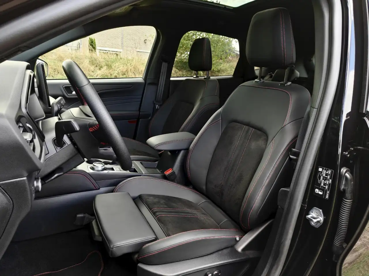 Ford Kuga 2.5 PHEV ST-Line X AGR-STOELEN HAAK WINTERPA, миниатюра 4