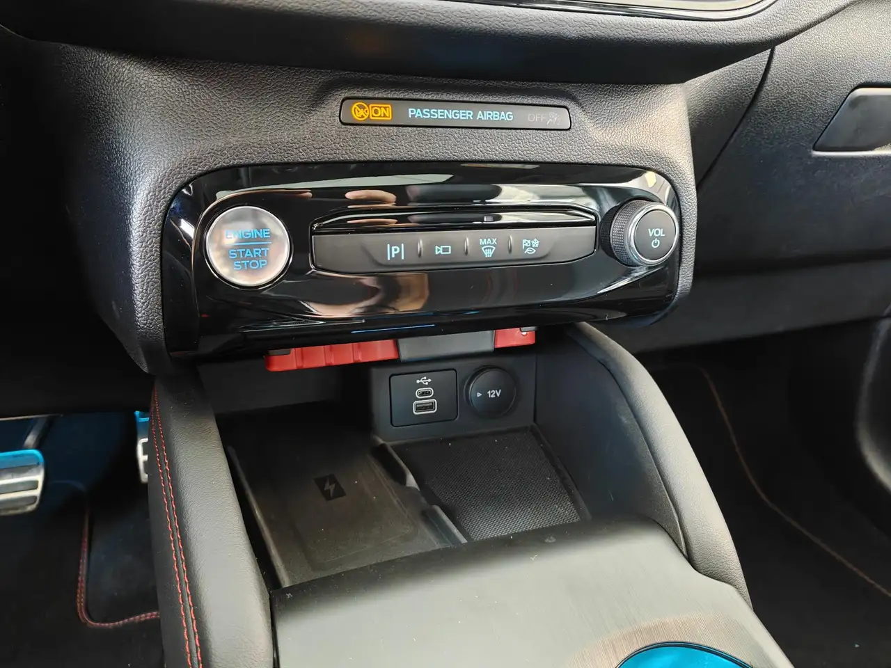 Ford Kuga 2.5 PHEV ST-Line X AGR-STOELEN HAAK WINTERPA, миниатюра 17
