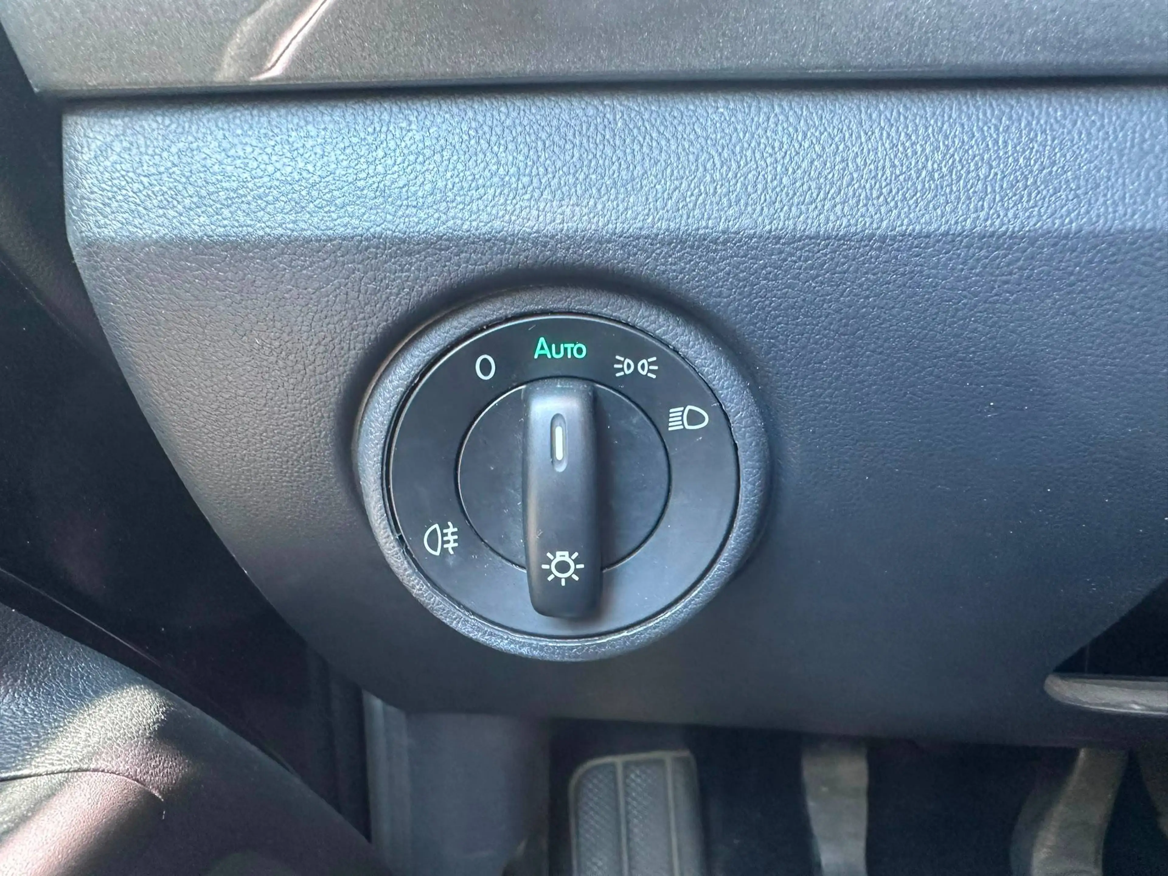 Skoda Citigo Citigo 1.0i / GARANTIE 12 MOIS / 5 PORTES / A/C / CAPT ARR / V/E / 189€ X42 / M — photo 9