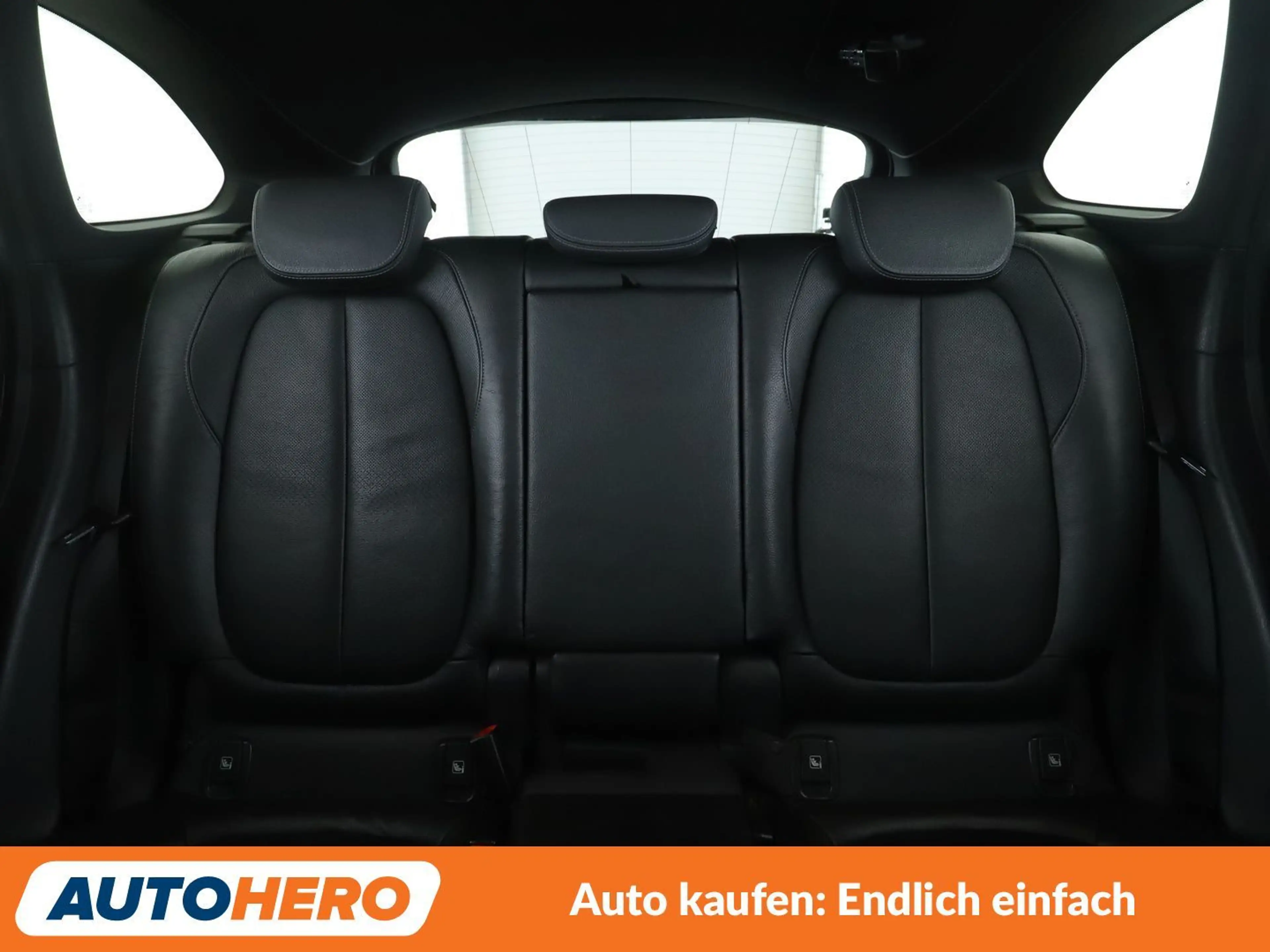 BMW X1 sDrive 18i xLine*NAVI*PDC*TEMPO* — photo 15