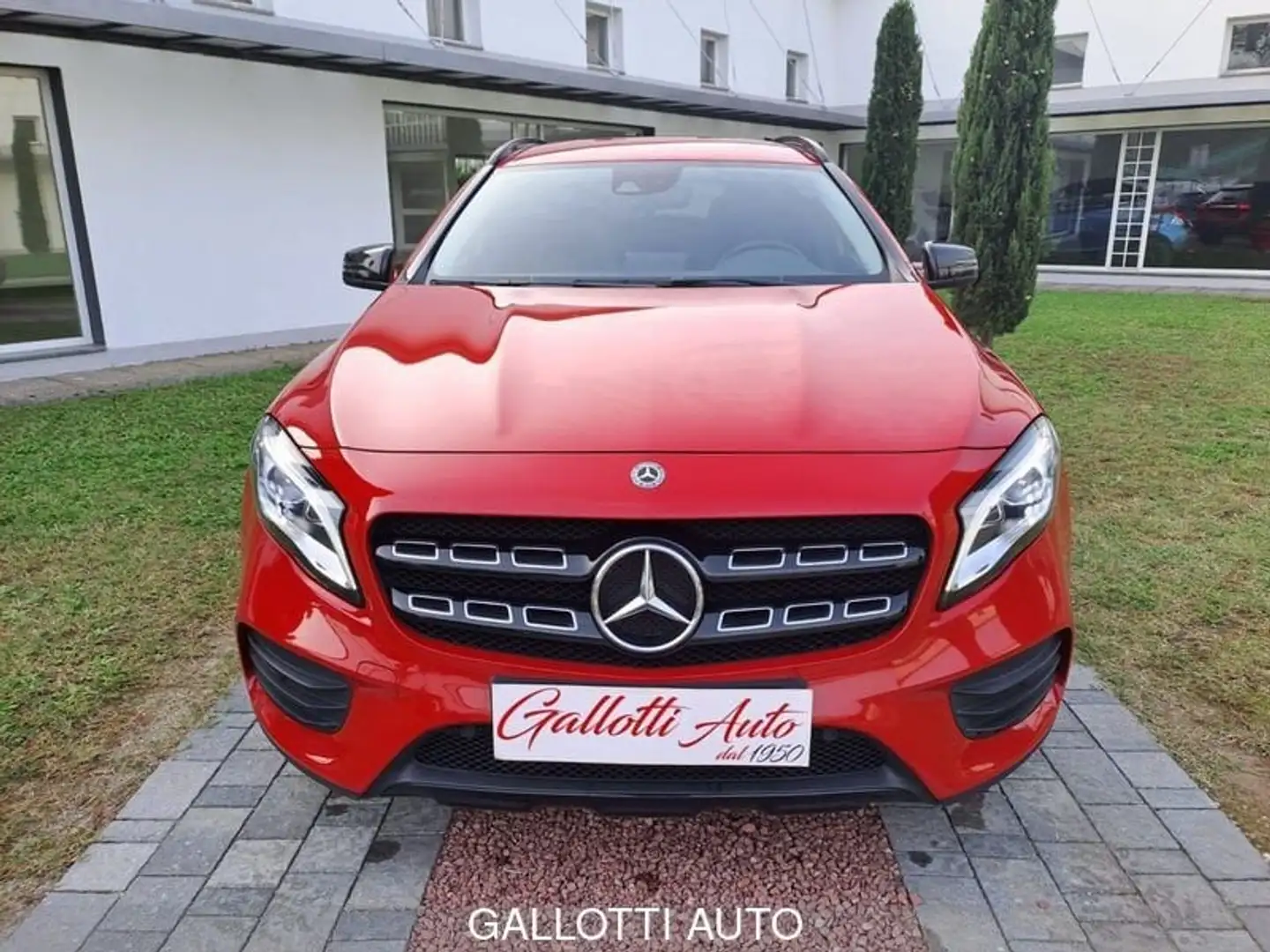 Mercedes-Benz GLA 200 200 Premium-PROMO GALLOTTI Red - 2