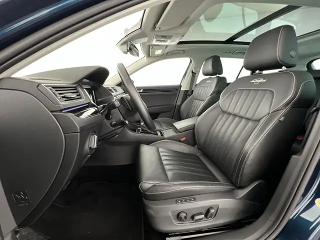 Skoda Octavia view 8