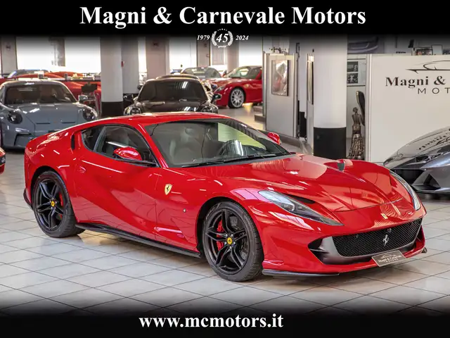 Ferrari SUPERFAST|SPECIAL PAINT ROSSO 70 ANNI|LIFT|SBL|DISPLAY PASS|SCUDETTI