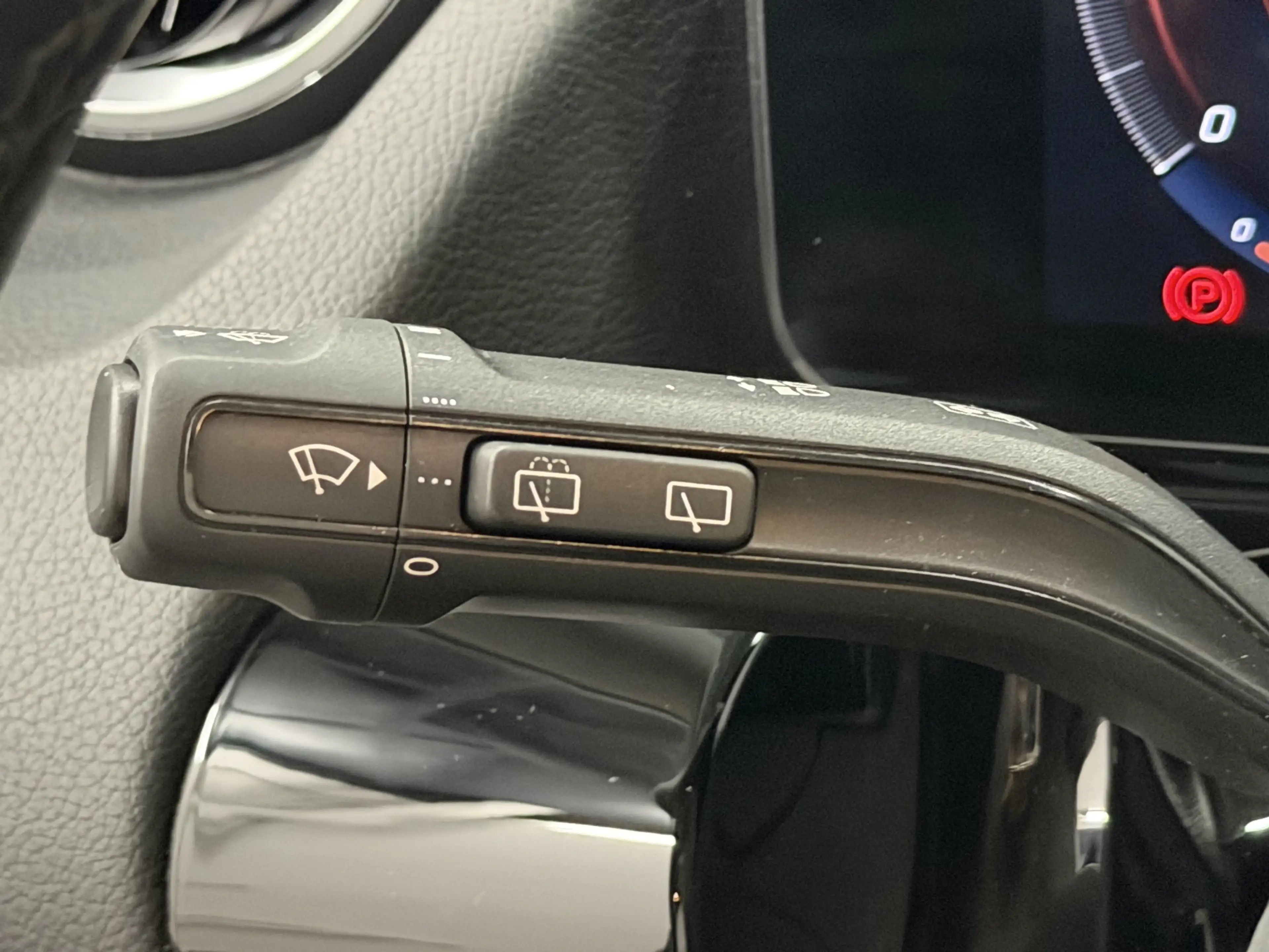 Mercedes-Benz GLA 180 d Style | Navi | LED | Kamera | SHZ — photo 13
