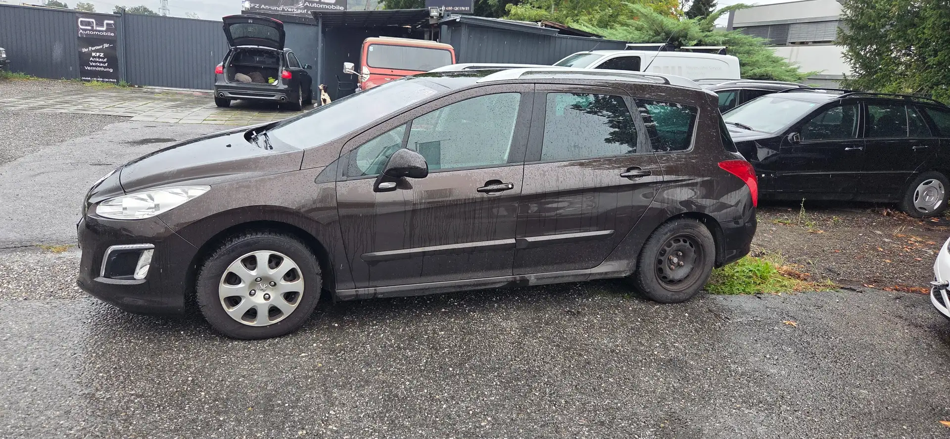 Peugeot 308 308 SW 1,6 16V VTi Allure Allure Braun - 2