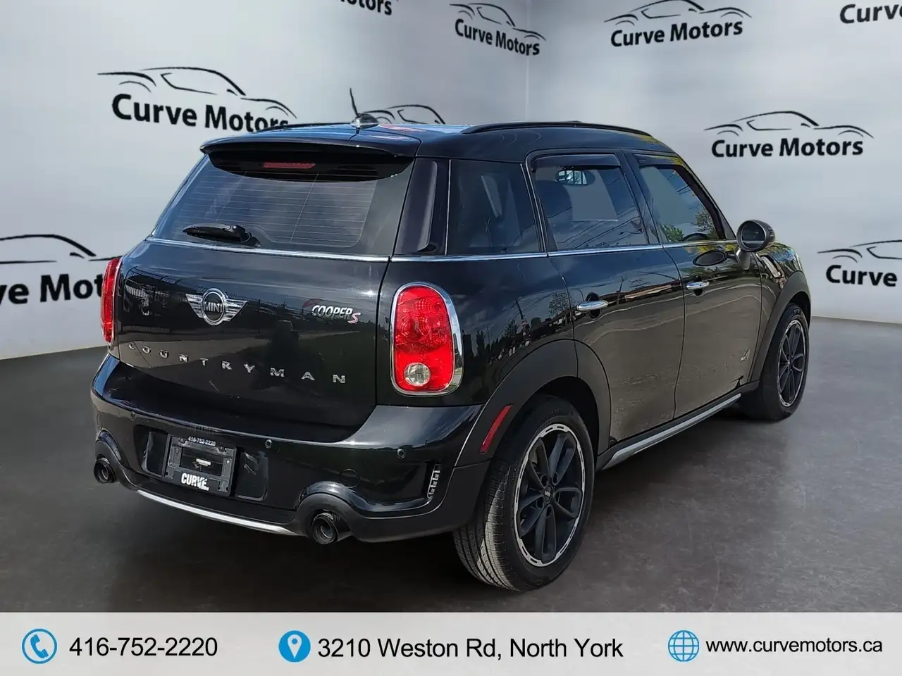 MINI Cooper Countryman снимка MINI Cooper Countryman